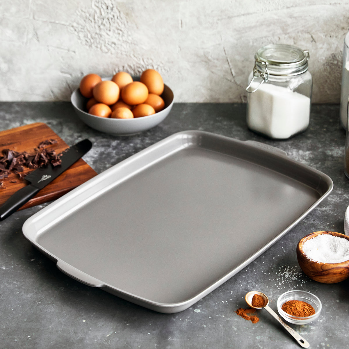 Nonstick Ceramic Baking Sheet Pan Set - 2 Piece Ovenware for Cookies, Roasting & Baking - Perfect for Home Kitchens & Professional Bakeries