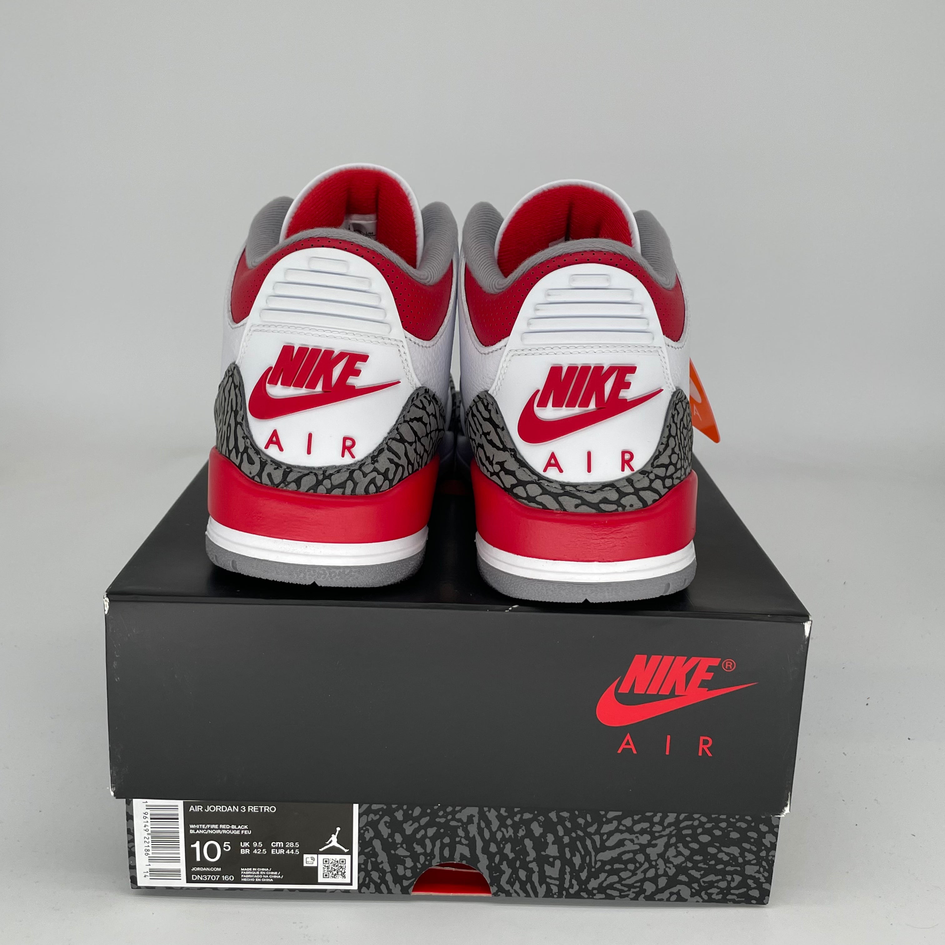 AIR JORDAN 3 Retro Fire Red Men's Basketball Shoes Size 10.5 DN3707-160 - Perfect for Sneaker Collectors & Streetwear Fashion