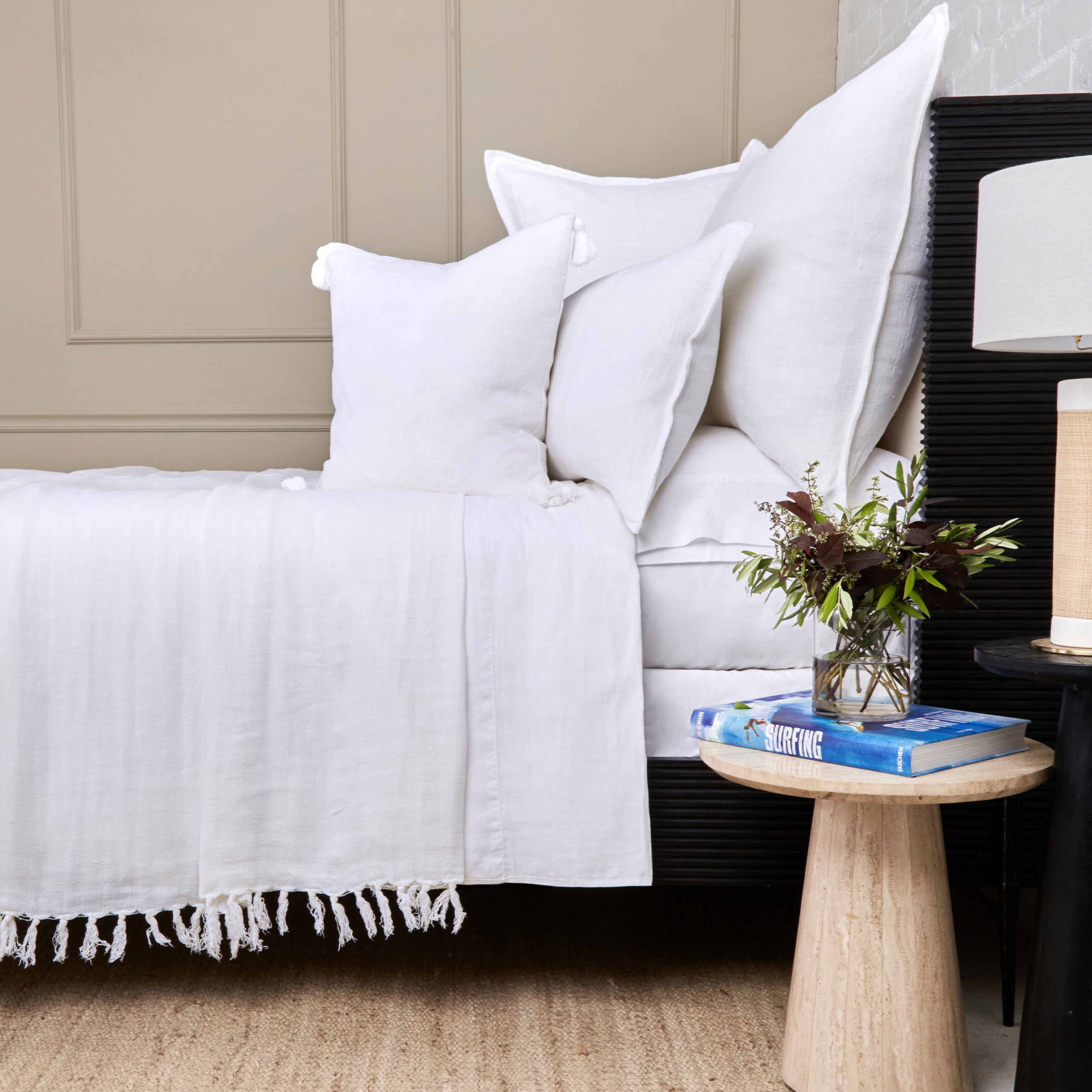 Montauk Blanket - Soft & Cozy Throw Blanket in 7 Colors | Perfect for Sofa, Bed & Outdoor Use