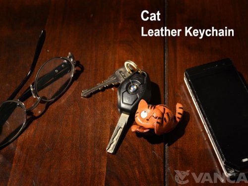 3D Leather Cat Keychain - Handmade Collectible Keyring Charm Pendant by VANCA | Made in Japan | Perfect for Cat Lovers, Gifts & Bag Accessories