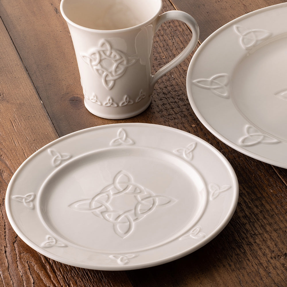 Belleek Classic Trinity Knot Side Plate - Elegant Irish Ceramic Decorative Plate for Home Decor, Dining, and Gift Giving
