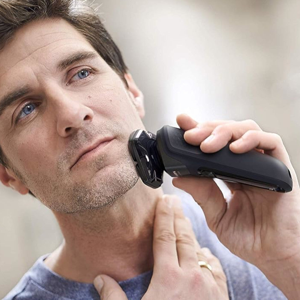 Philips Series 5000 Wet & Dry Electric Shaver S5588/25 - Cordless Men's Razor for Smooth Shaving at Home or Travel