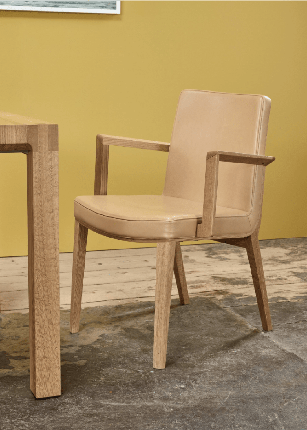 Ton Moritz Armchair - Modern Wooden Lounge Chair for Living Room, Office & Dining - Comfortable Mid-Century Design for Home Decor