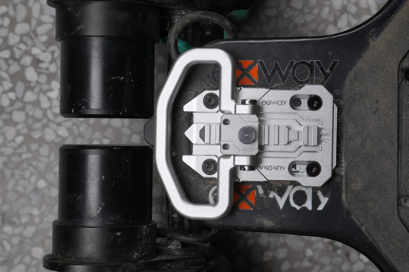Exway CNC Skateboard Handle - Durable Aluminum Alloy Grip for Longboard & Cruiser - Perfect for Commuting, Tricks & Downhill Riding