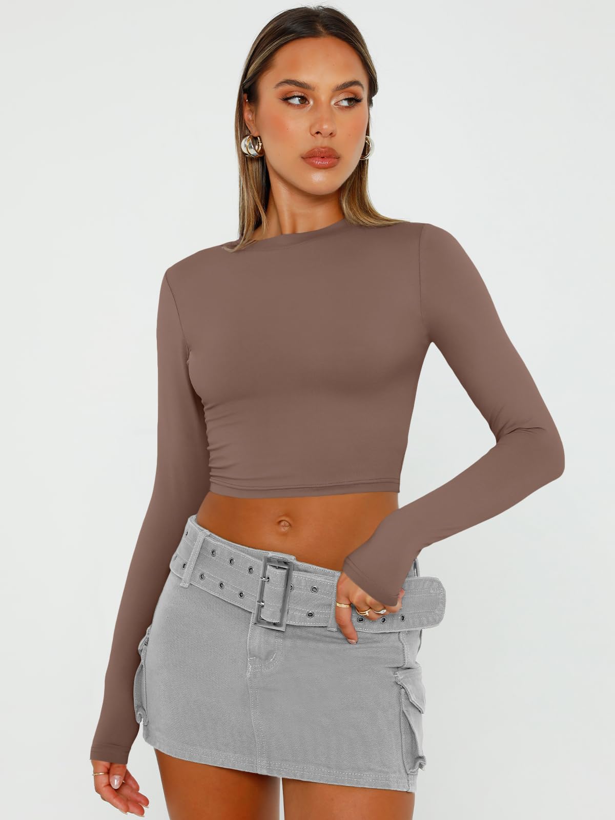Trendy Queen Women's Long Sleeve Crop Tops - Slim Fitted Basic Shirts | Y2K Fashion 2025 | Casual Going Out & Streetwear Style for Teen Girls | Perfect for Parties, Dates, and Everyday Wear