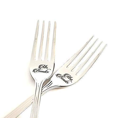 Personalized Mr & Mrs Forks Set - Engraved Custom Wedding Date - Anniversary Gift for Couples - Elegant Flatware for Bride & Groom - Perfect for Wedding Anniversaries, Romantic Dinners & Special Occasions