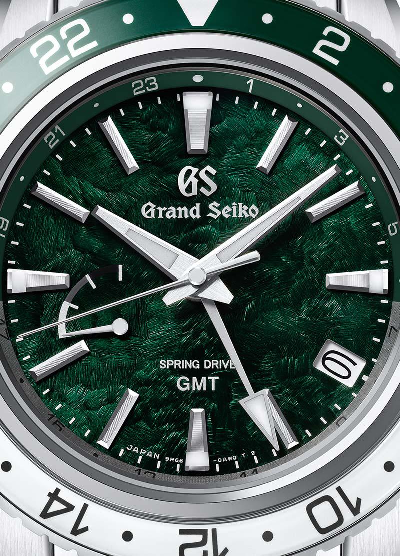 SBGE295 Hotaka Sport Spring Drive 44mm Green Dial Stainless Steel Bracelet Watch - Perfect for Outdoor Adventures & Water Sports