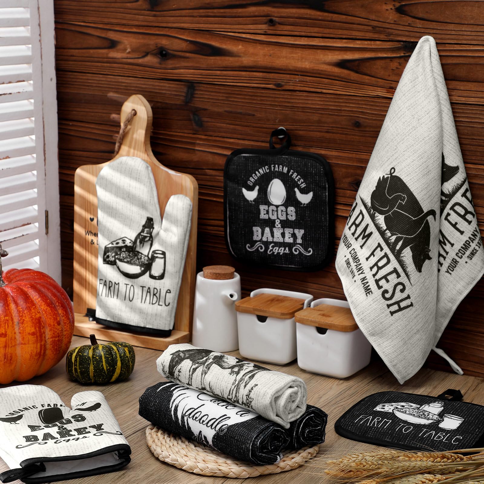 8-Piece Farm Animal Themed Kitchen Towel Set - 4 Farmhouse Dish Towels, 2 Rustic Square Potholders & 2 Heat-Resistant Oven Mitts for Cooking, Baking & Home Decor - Perfect for Farmhouse Kitchens, Housewarming Gifts & Country Style Homes