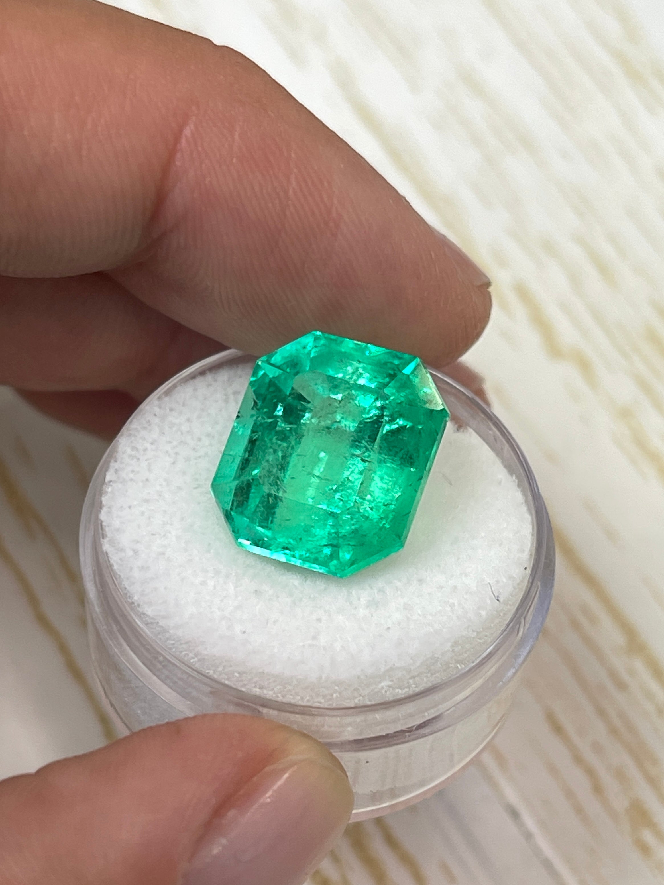 13.22 Carat GIA Certified Muzo Yellowish Green Colombian Emerald - Loose Natural Emerald Cut Gemstone for Jewelry Making & Engagement Rings