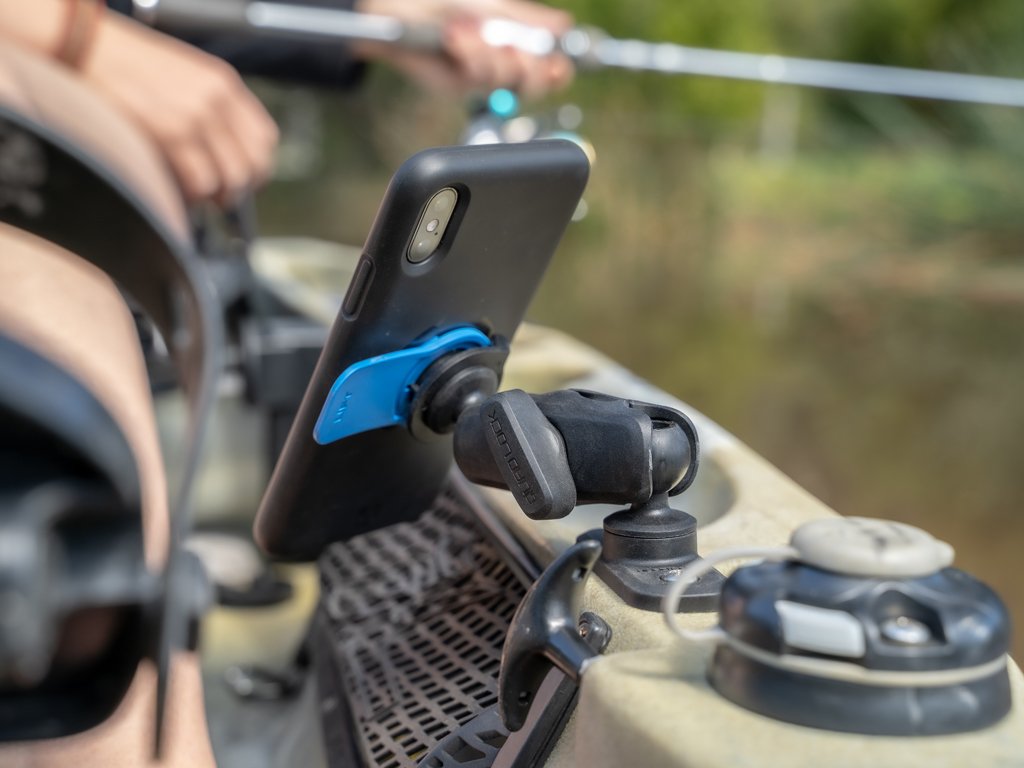 Quad Lock 360° Dual Pivot Phone Mount for Bikes & Motorcycles - Secure & Adjustable Smartphone Holder for Cycling, Commuting & Outdoor Adventures