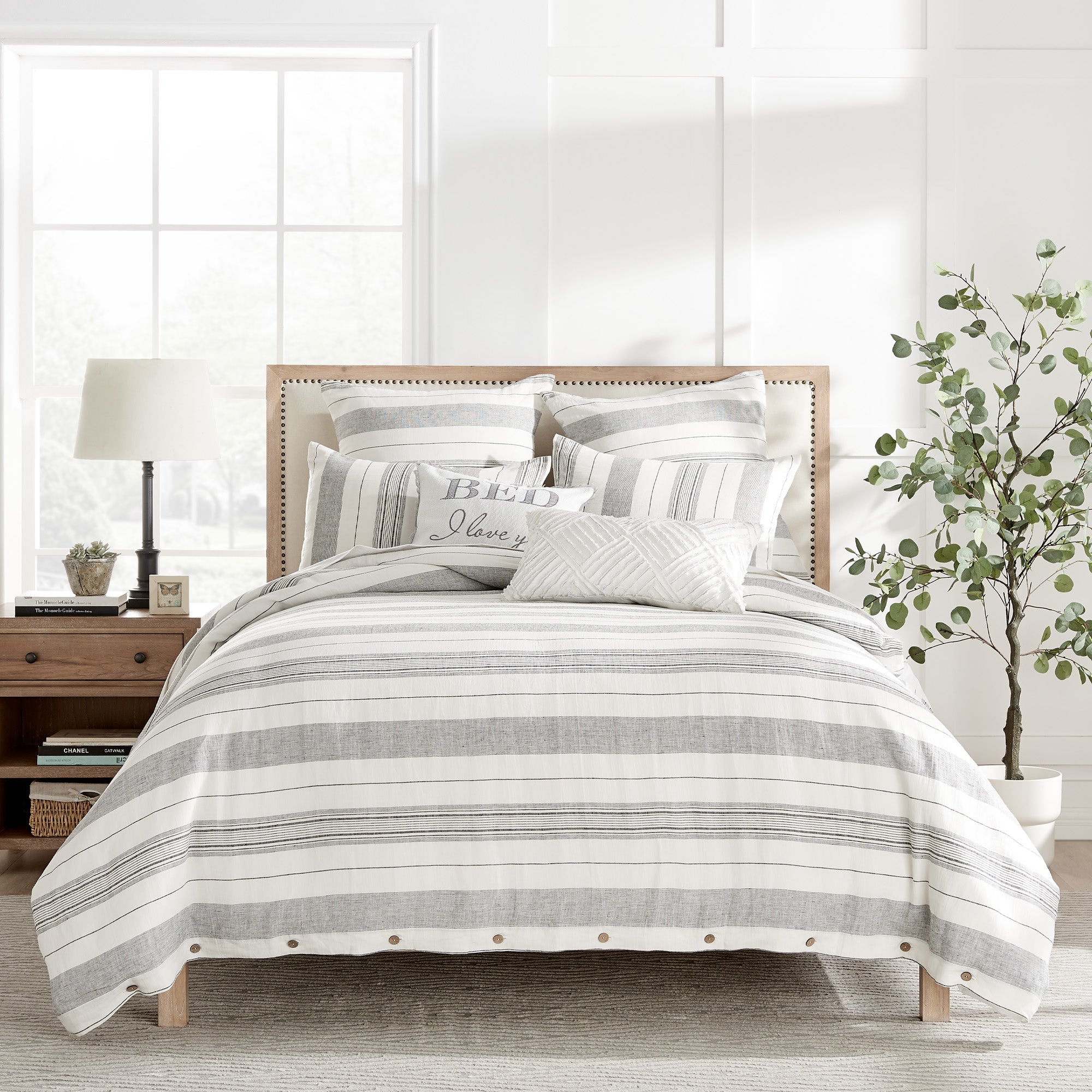 Premium Monroe Linen Duvet Cover Set - Queen Size, 3-Piece Bedding Set with Pillowcases - Breathable & Soft 100% French Flax Linen - Perfect for Cozy Bedrooms, Guest Rooms & Airbnbs
