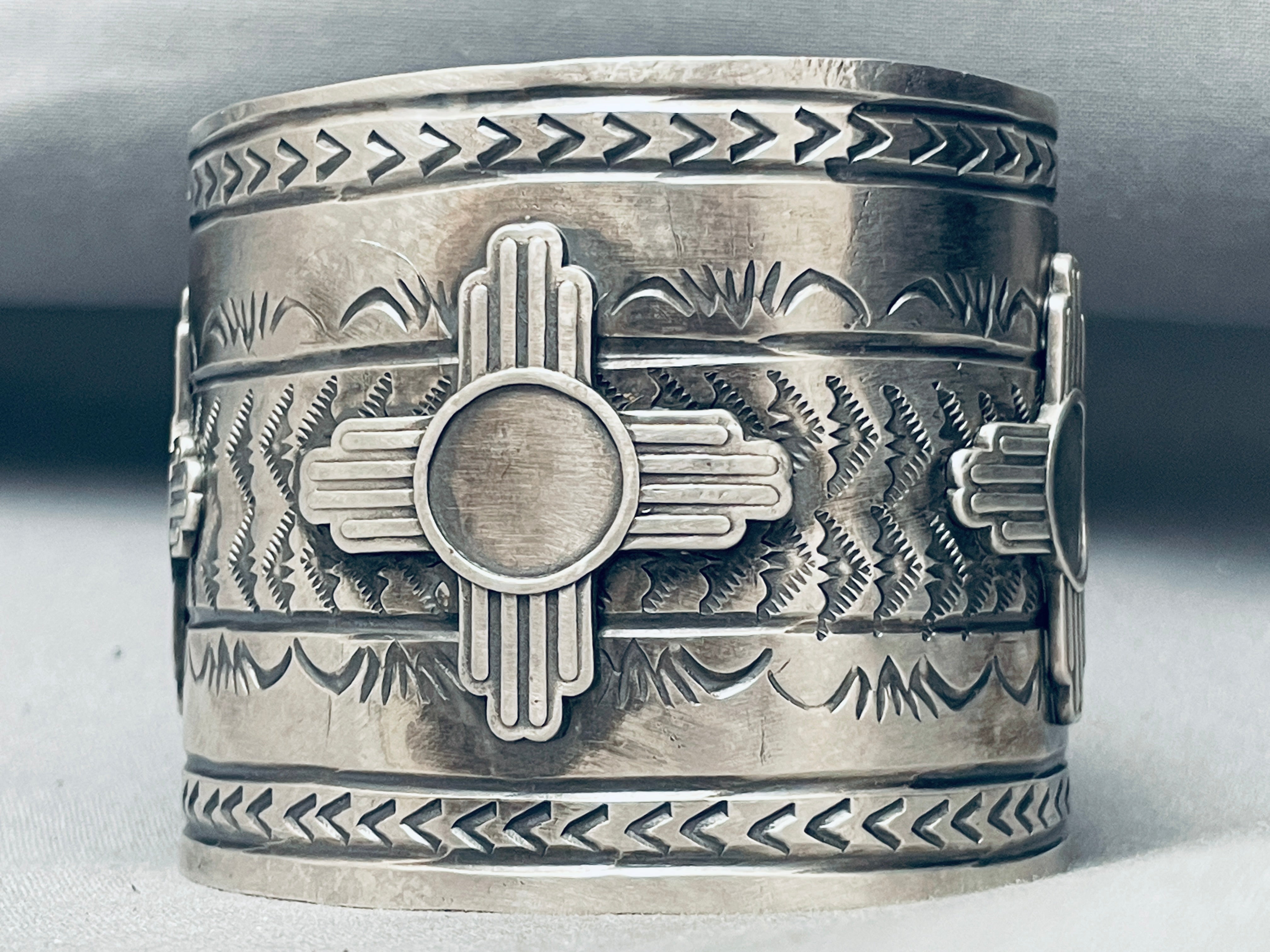 122 Grams Zia Symbolic Native American Navajo Sterling Silver Bracelet - Handmade Southwest Jewelry for Women, Men - Perfect for Boho Fashion, Spiritual Gifts & Cultural Events