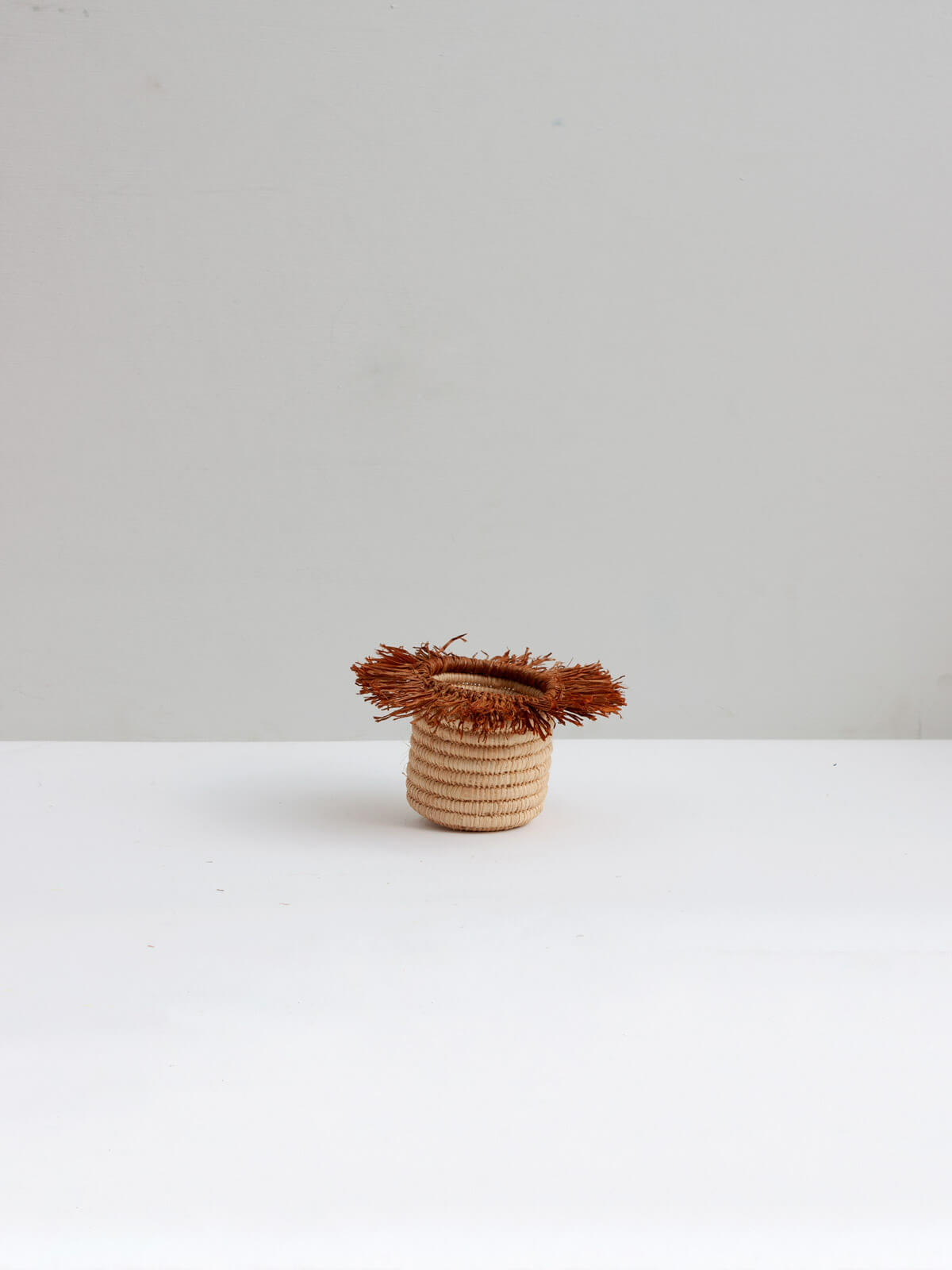 Raffia Tassel Storage Pots - Handwoven Tobacco Brown Decorative Baskets for Home Organization | Perfect for Bathroom, Bedroom, and Living Room Storage