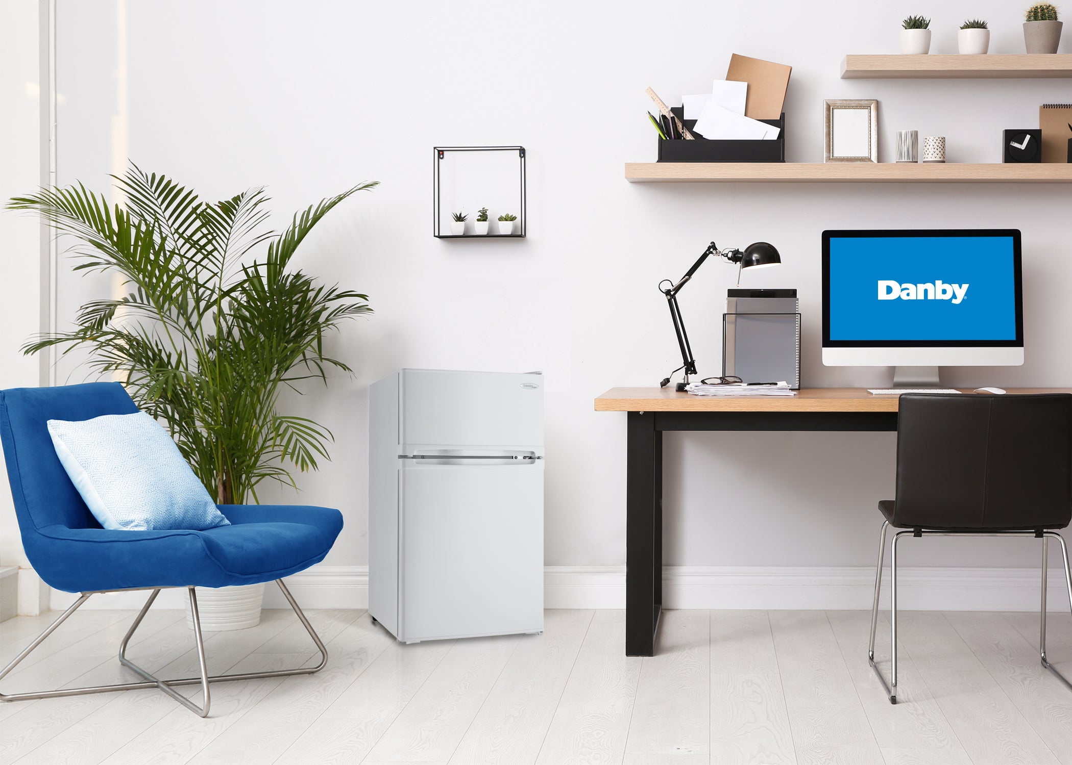 Danby DCR031B1WDD 3.1 cu.ft Compact Refrigerator with 2 Doors - White Mini Fridge for Dorm, Office, Bedroom or Apartment - Energy Efficient Small Freezer & Beverage Cooler