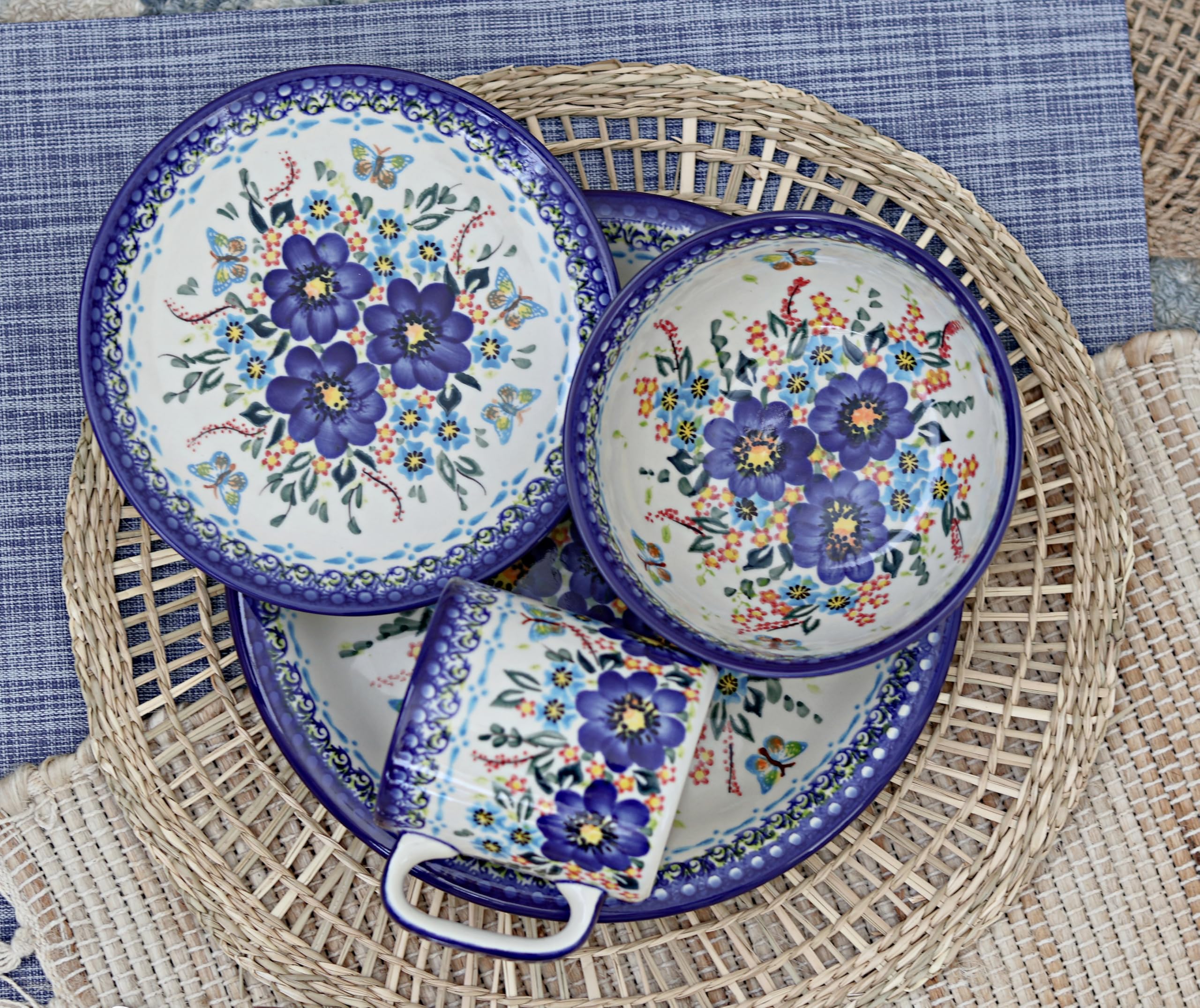 Hand-Painted Blue Rose Polish Pottery Dessert Plate - Elegant Floral Design for Afternoon Tea, Wedding Favors & Home Decor