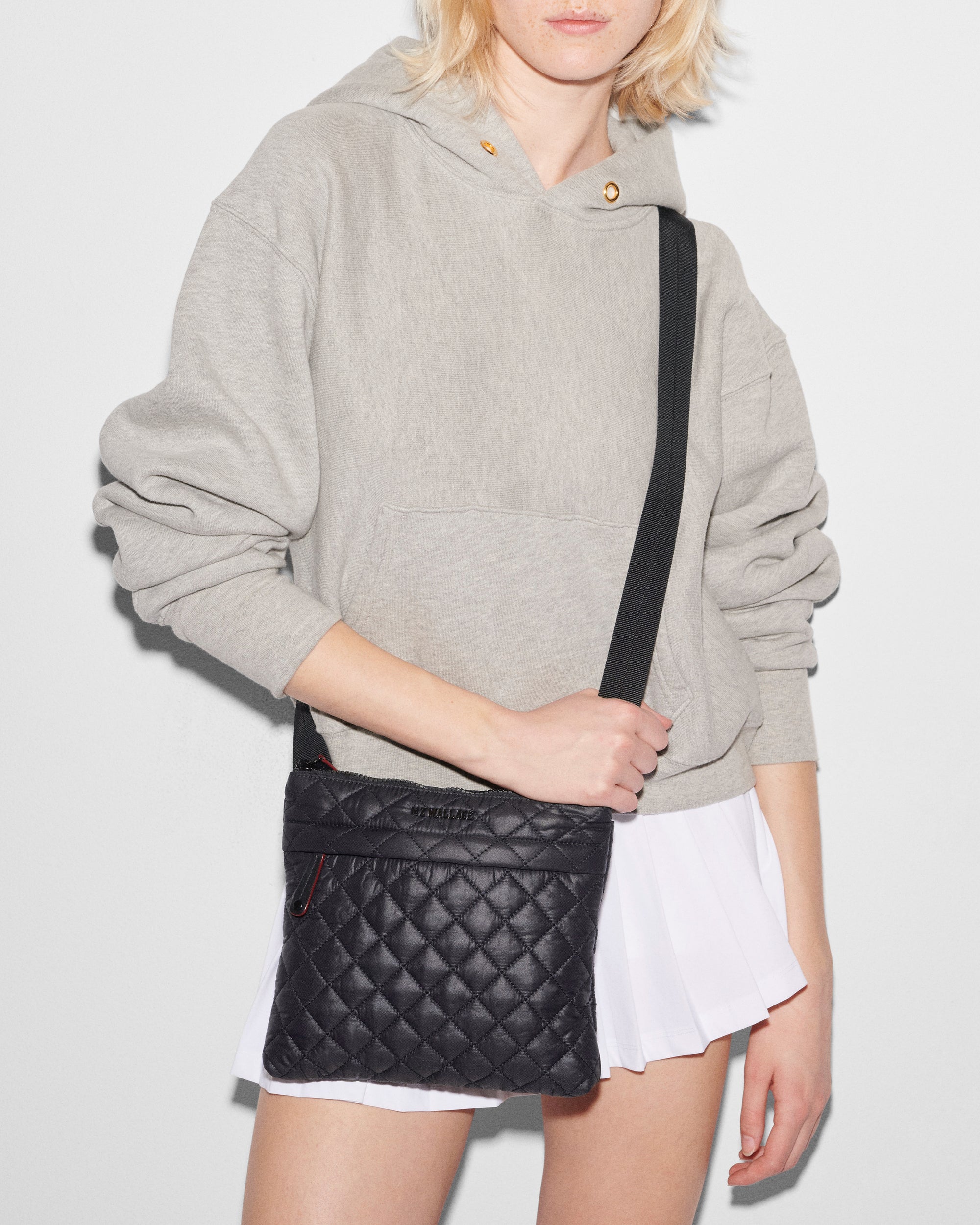 Black Metro Flat Crossbody Bag for Women - Stylish & Lightweight Everyday Purse - Perfect for Work, Travel & Shopping