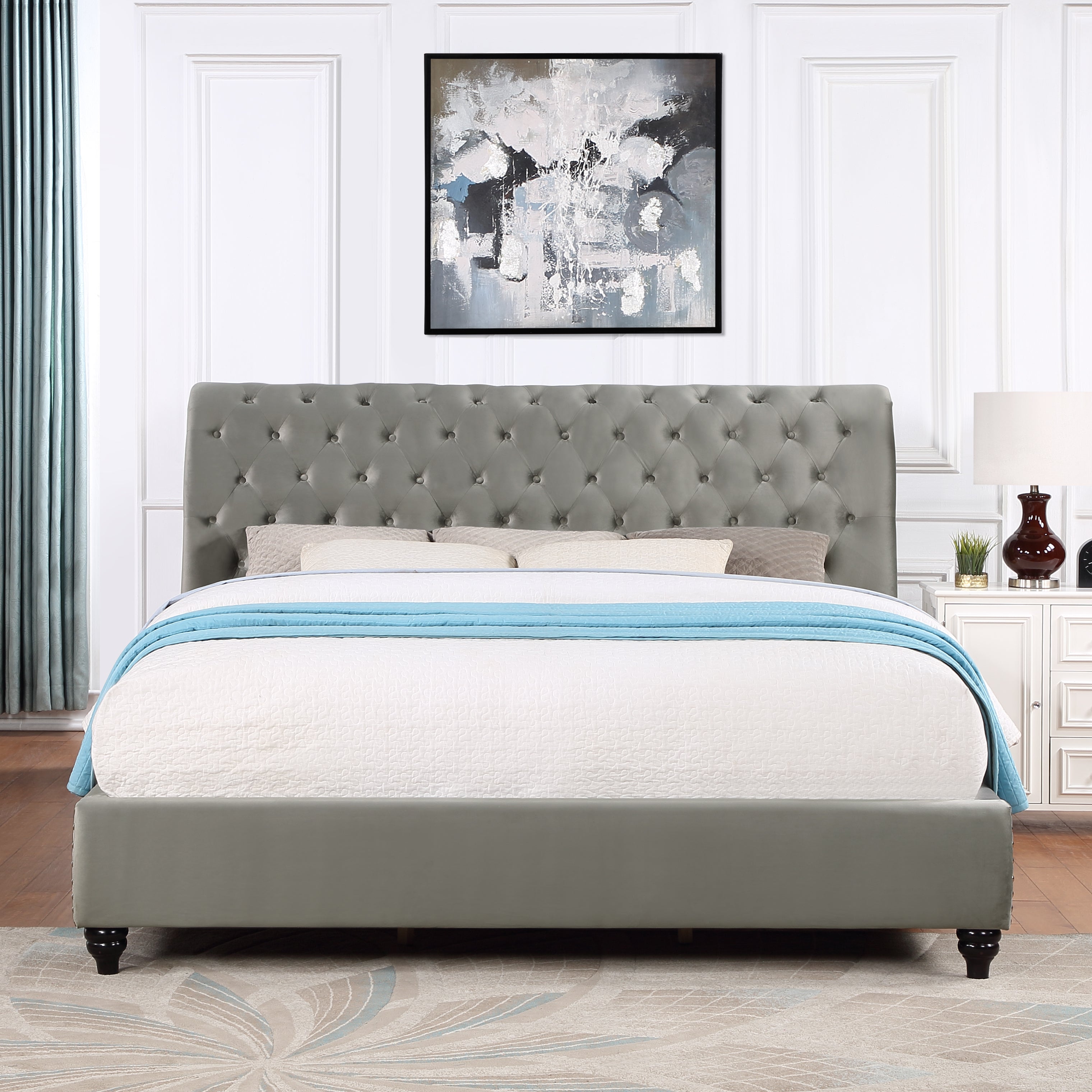 Roundhill Furniture Cerderia Velvet Upholstered Button Tufted Nailhead Trim Sleigh Bed Frame - Queen Size Gray Velvet Bed for Luxurious Bedroom Decor | Perfect for Master Bedrooms, Guest Rooms & Cozy Home Retreats