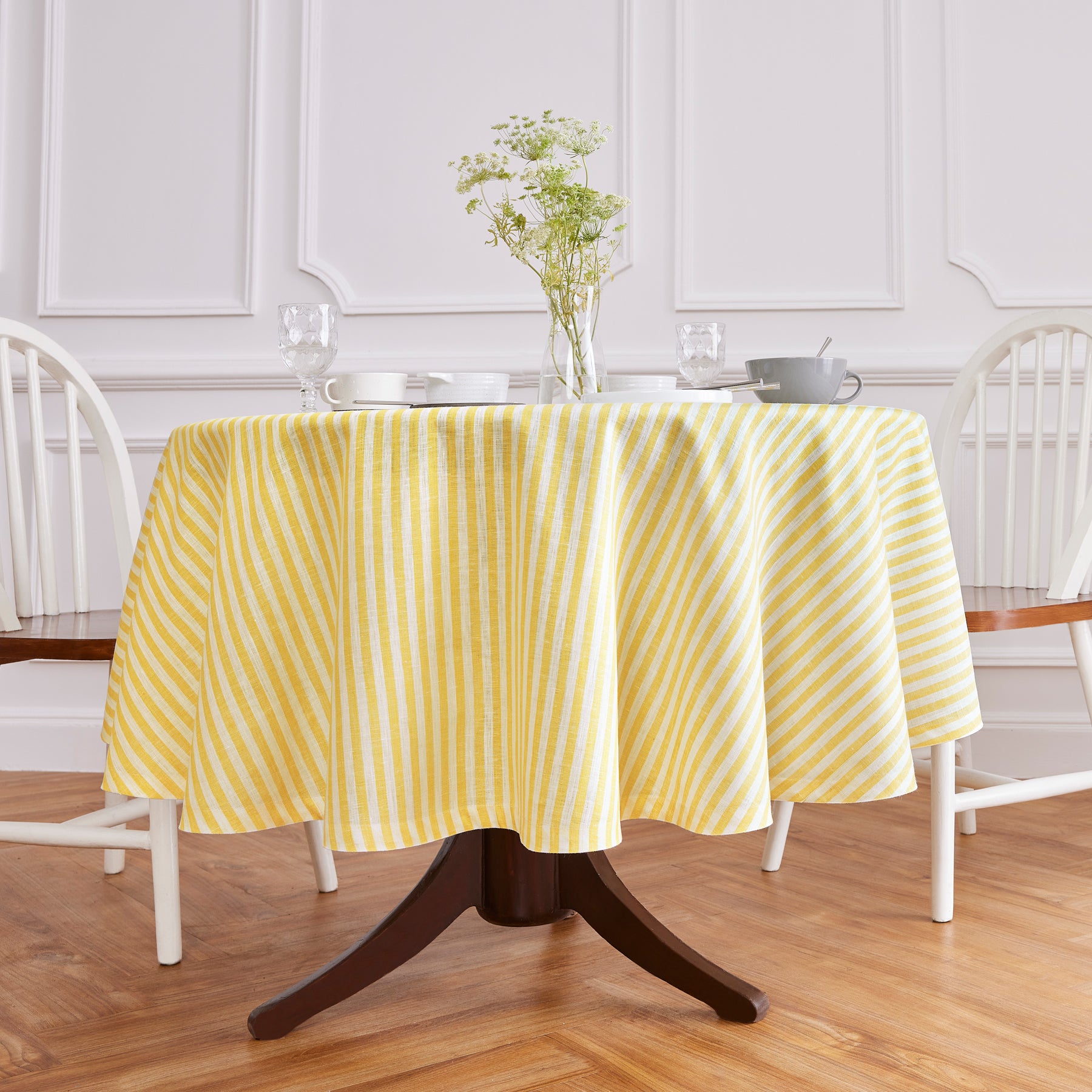 Amalfi Stripe Round Tablecloth - Waterproof & Stain-Resistant 60-Inch Dining Table Cover for Indoor/Outdoor Use - Perfect for Parties, Picnics, and Family Gatherings