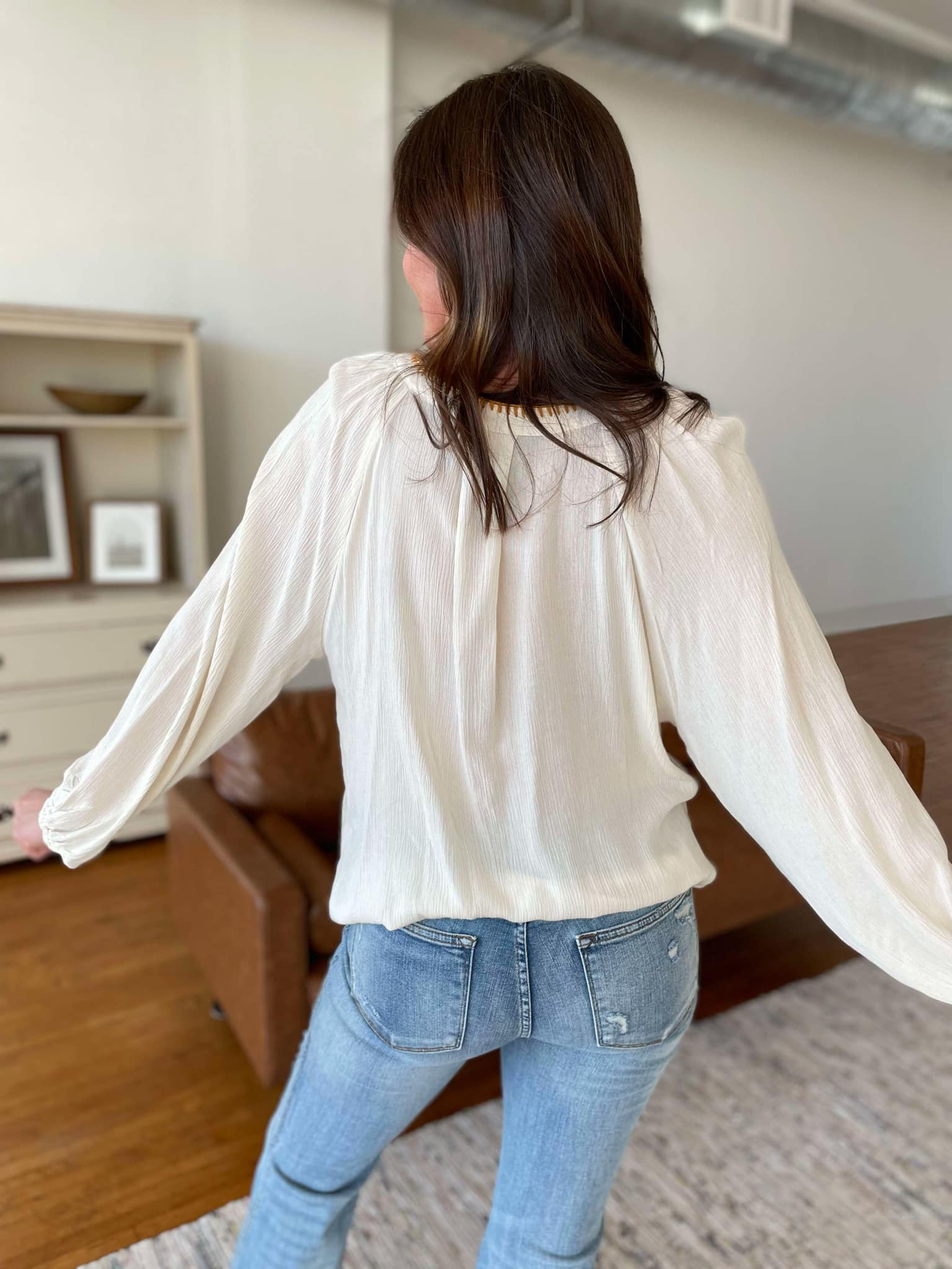 PREORDER: Floral Embroidered Top - Romantic Blouse with Handmade Flower Details from Verona | Perfect for Date Nights & Spring Outfits
