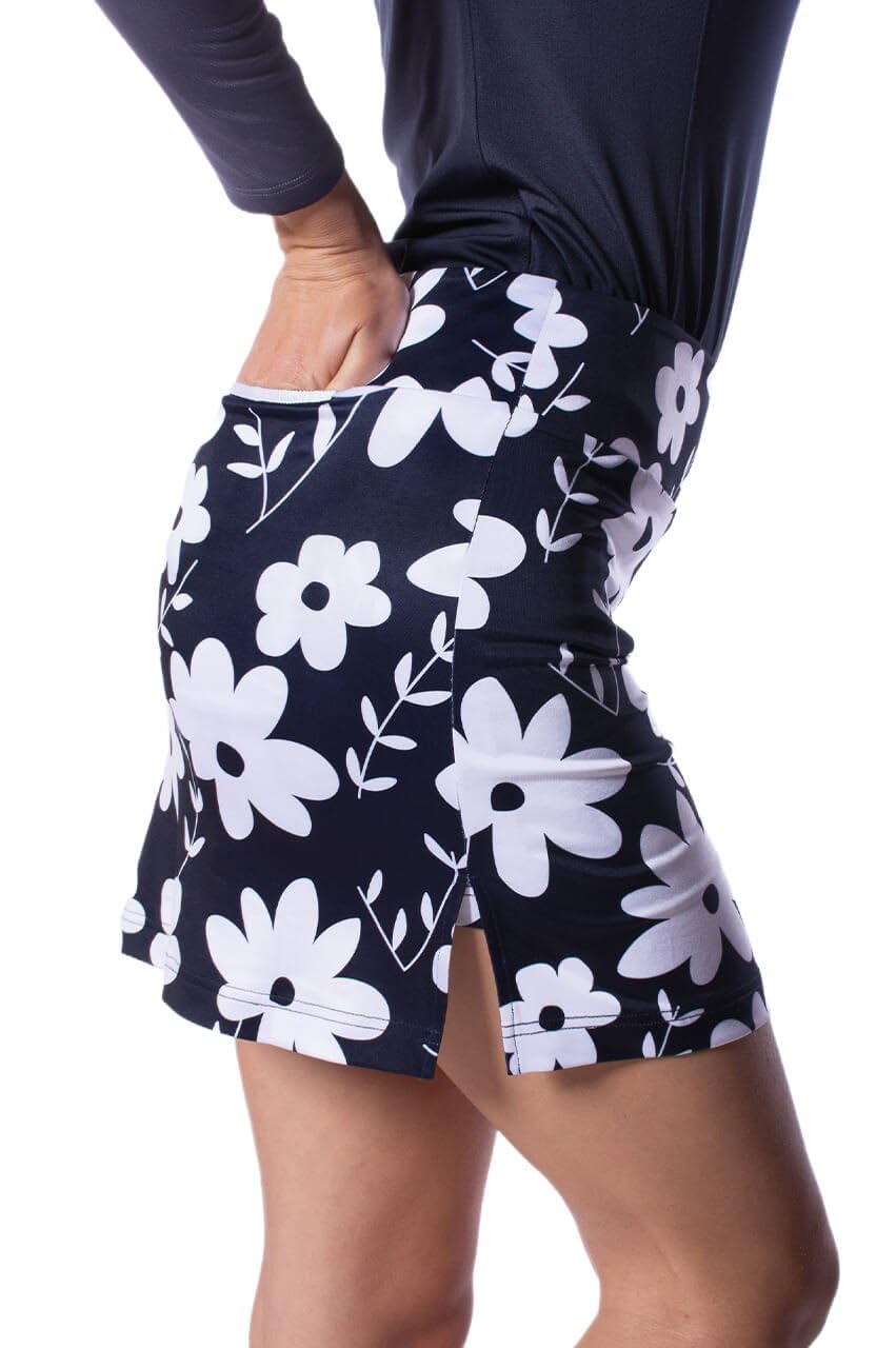 GOLFTINI Printed A-Line Skort 16.5