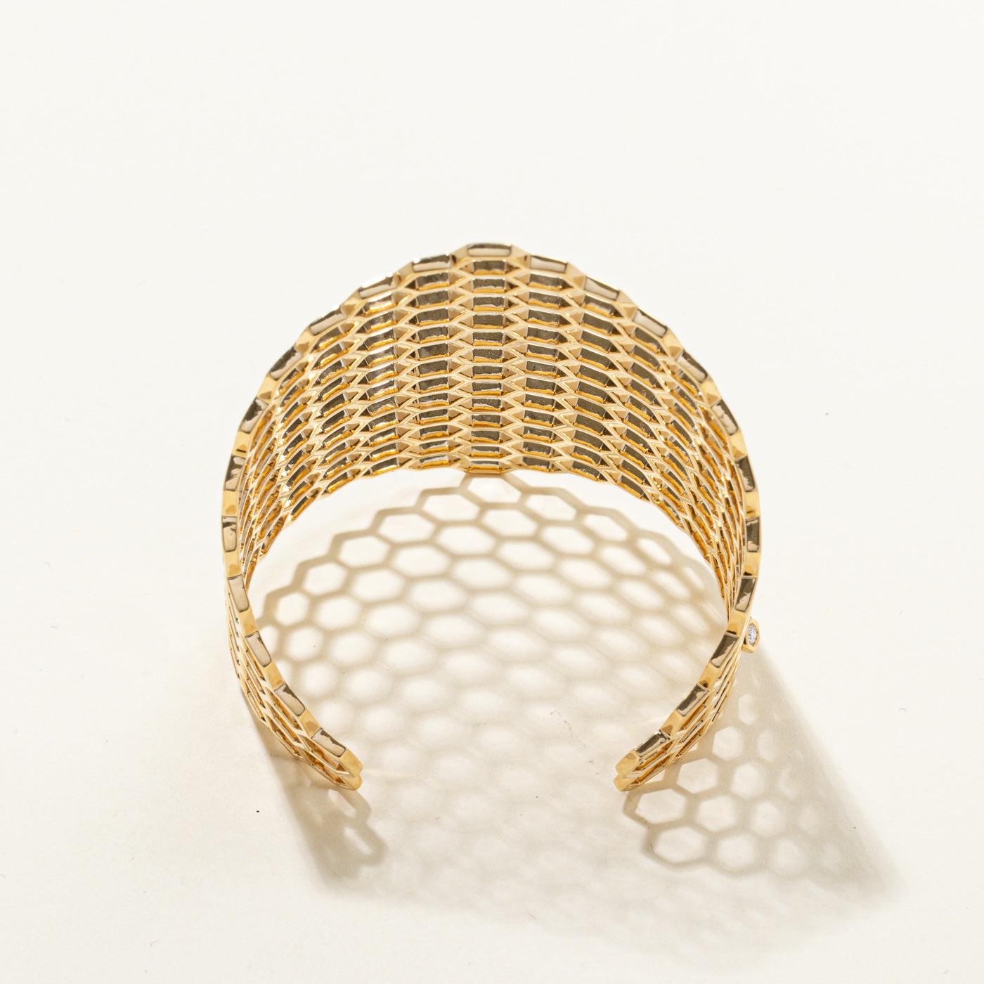 Birks Diamond Bee Chic Cuff Bracelet | 0.04ct Diamond Jewelry | 5.5 Inch Adjustable Bangle | Elegant Gift for Women | Perfect for Weddings, Parties & Special Occasions