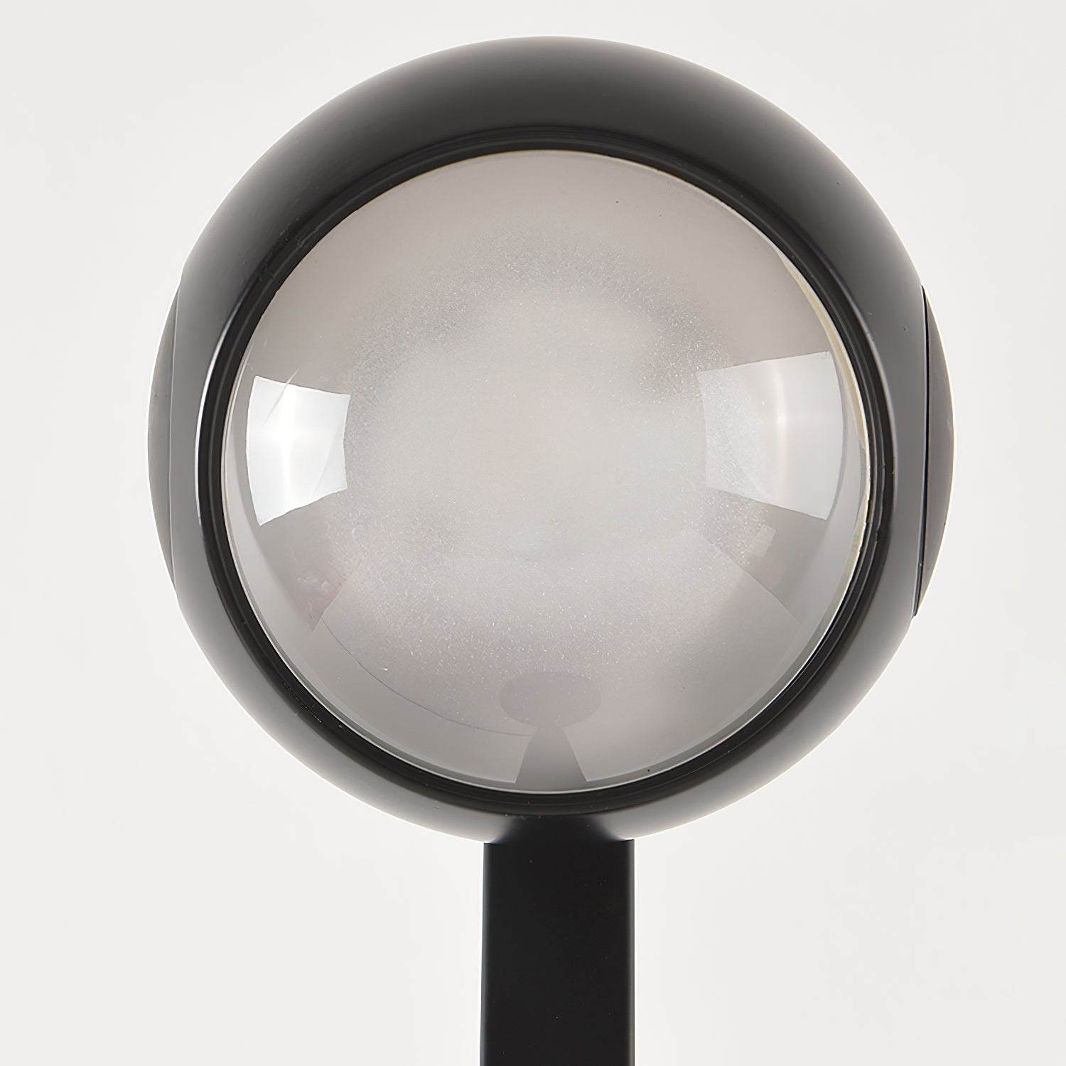 Modern Chalfis Floor Lamp with Adjustable Brightness - Stylish Standing Light for Living Room, Bedroom & Office - Perfect for Reading, Relaxing & Decorating
