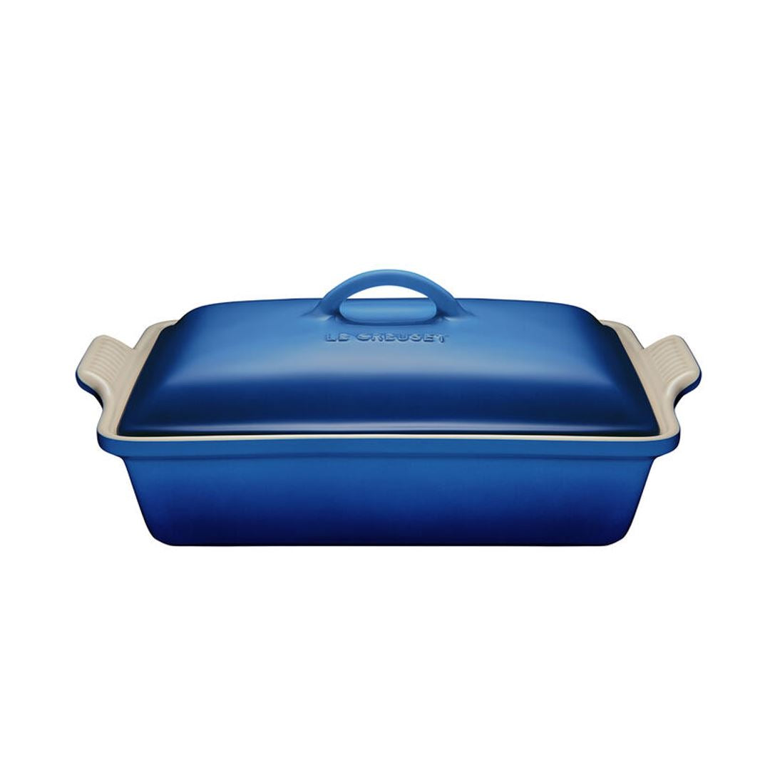 Le Creuset 3.8L Rectangular Casserole Dish with Lid - Oven Safe Enameled Cast Iron Dutch Oven for Baking, Roasting & Serving | Perfect for Family Dinners, Holiday Meals & Entertaining Guests | Blueberry Color