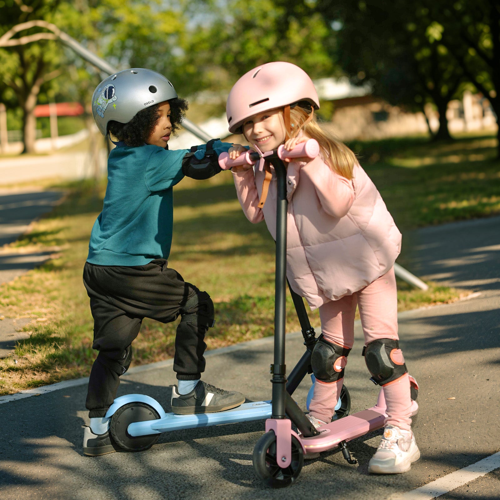 Refurbished Hiboy ES1 Electric Scooter for Kids Ages 4-10 - Lightweight Foldable Scooter for Neighborhood Rides & Outdoor Play