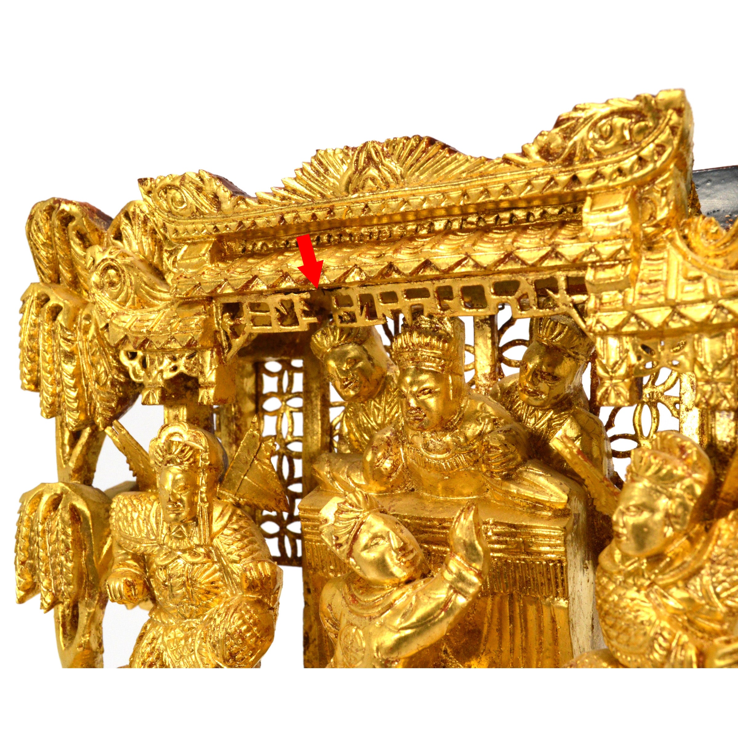 Antique Chinese Carved Wood Openwork Panel with Gold Gilding - Imperial Scene Wall Art for Home Decor & Asian-Inspired Interior Design