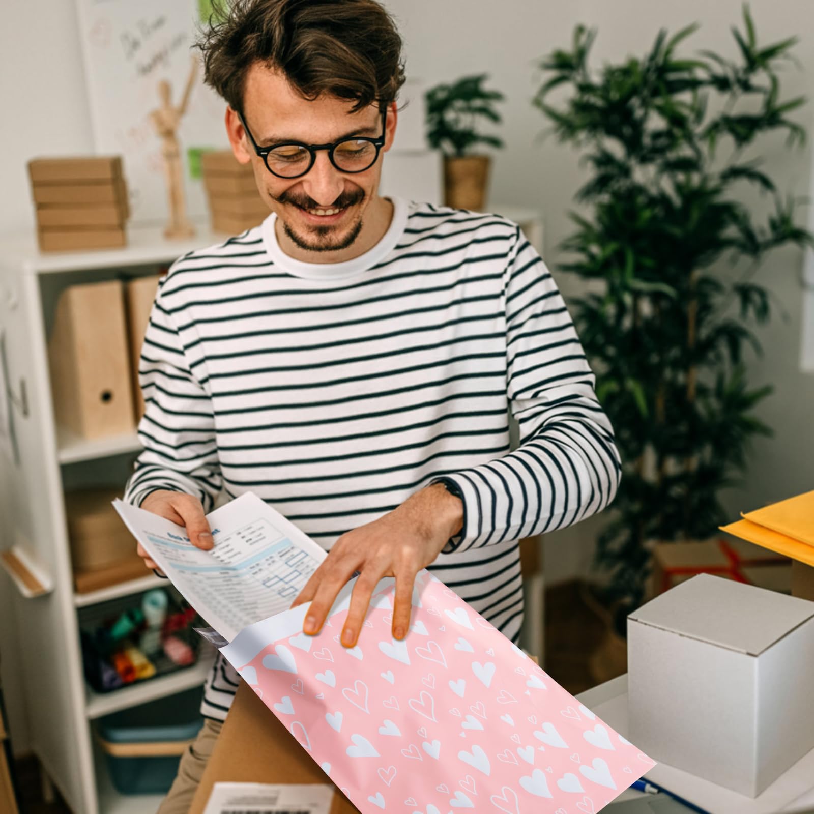 100PCS 10x13 Pink Heart Poly Mailers - Waterproof Shipping Bags, Mailing Envelopes for Ecommerce, Online Stores & Small Businesses - Perfect for Clothing, Jewelry & Lightweight Item Packaging