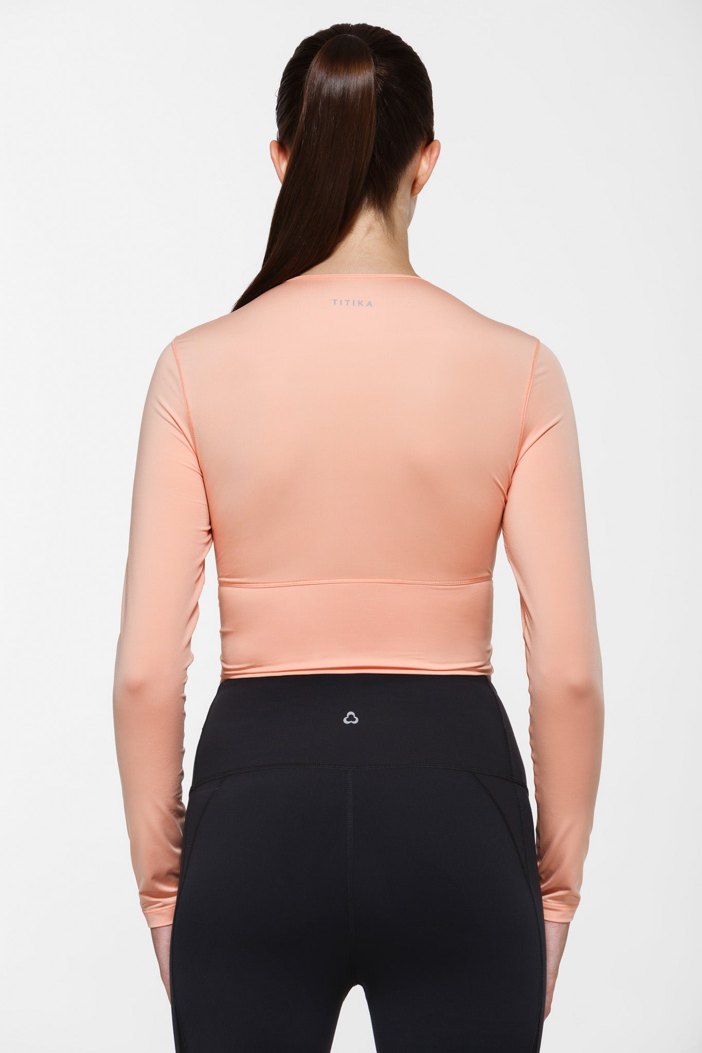 Elisa Long Sleeve Crop Top Women's Fashion T-Shirt - Perfect for Casual Wear, Layering & Street Style Outfits