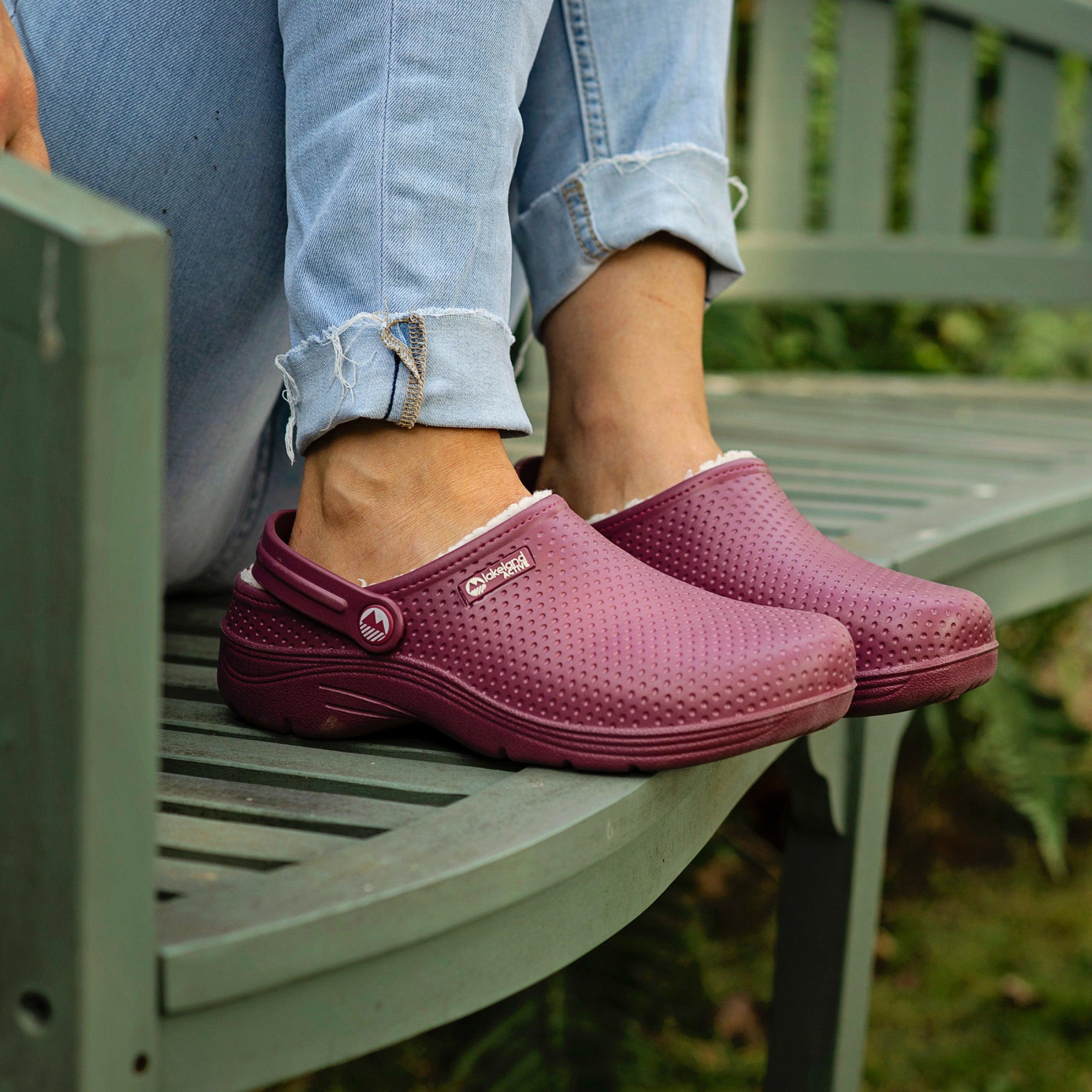 Women's Warm Fleece-Lined Clogs - Slip-Resistant Indoor/Outdoor House Shoes for Winter Comfort at Home & Garden