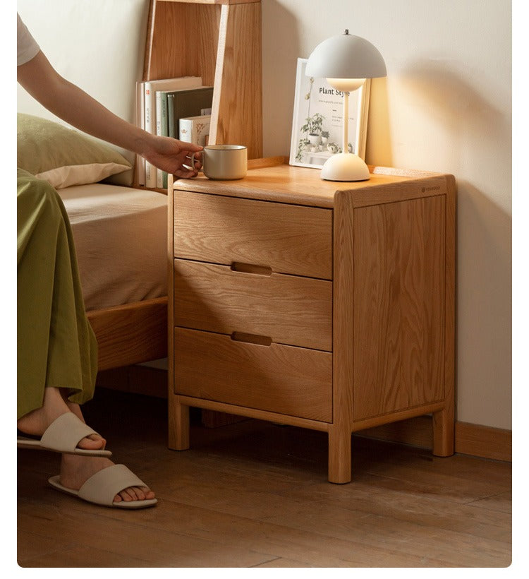Solid Oak Wood Nightstand - Modern Nordic Style Bedside Table for Bedroom, Living Room, or Office