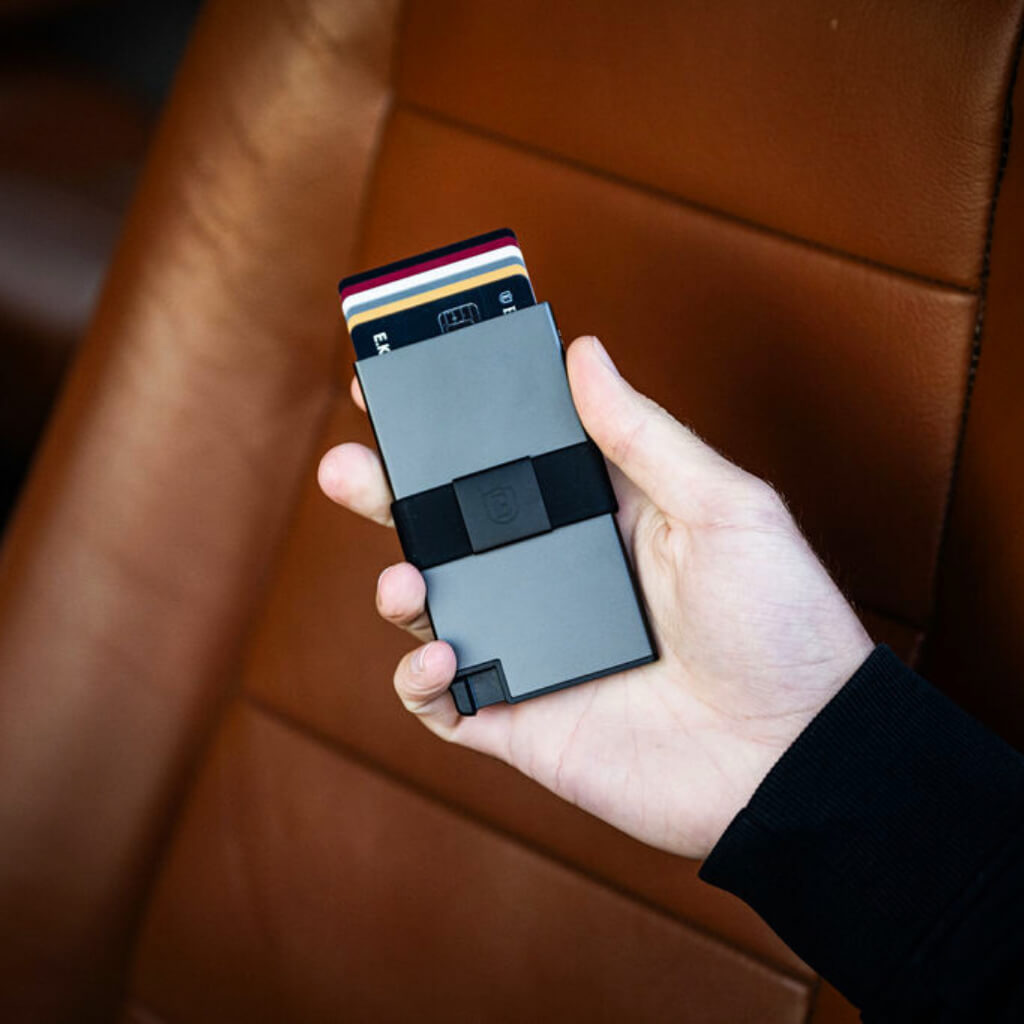 Apple AirTag Card Holder - Slim RFID Blocking Wallet for AirTag Tracker | Perfect for Travel, Keys & Wallet Tracking