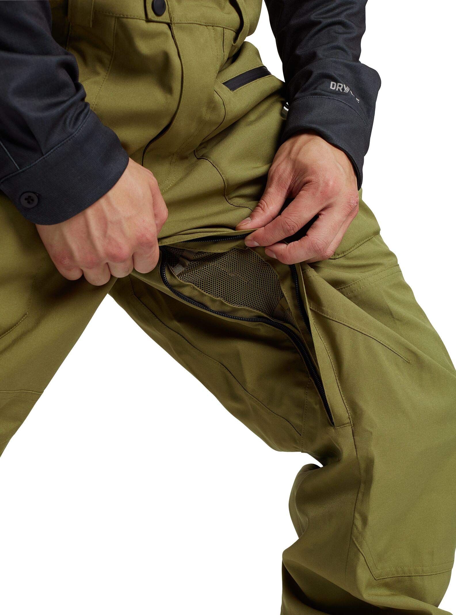 **Burton Men's Reserve 2L Bib Pants – Waterproof Snowboard & Ski Bibs for Men – Ideal for Winter Sports & Outdoor Adventures**