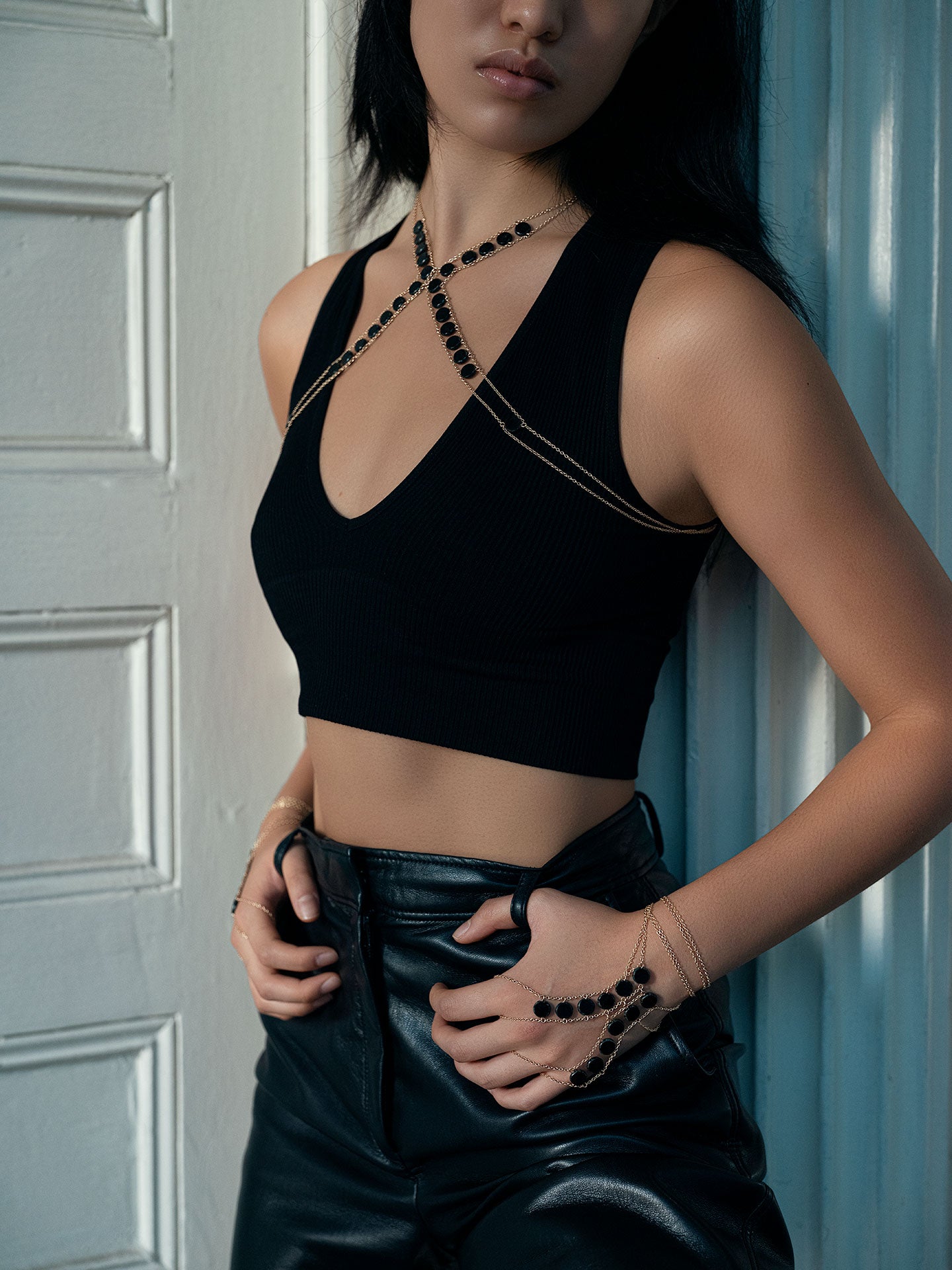 Master X Circle Stone Body Chain - Elegant Bohemian Jewelry for Women, Perfect for Music Festivals, Beach Parties & Summer Outfits