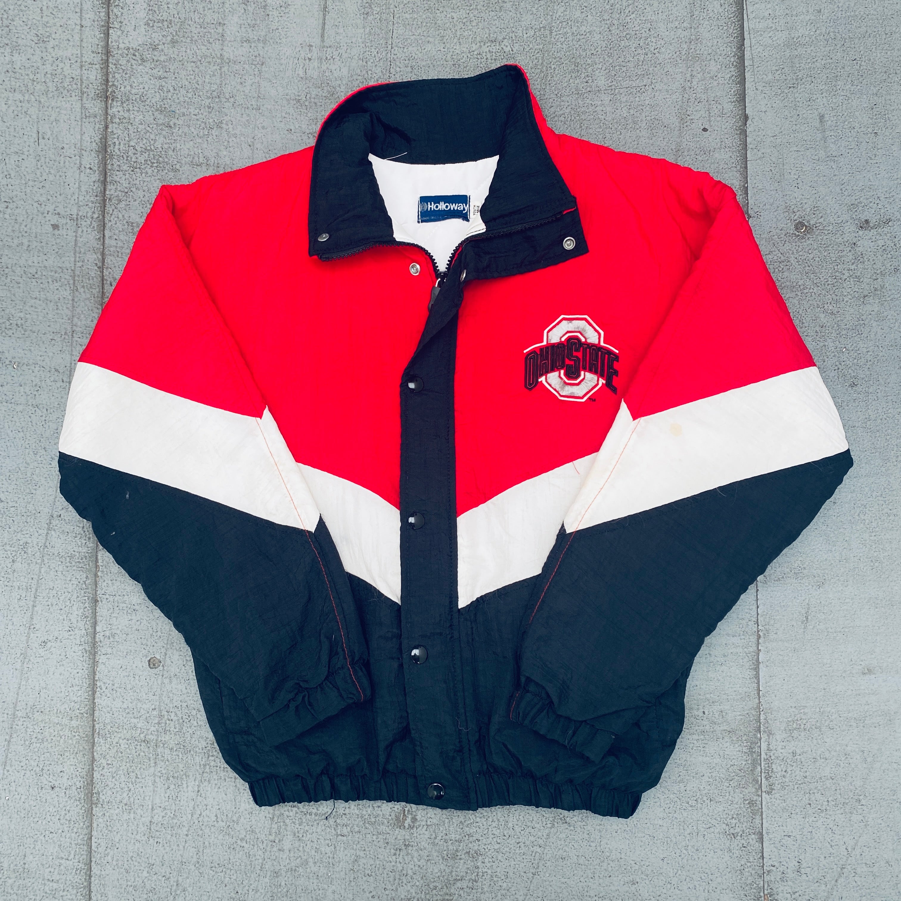 Ohio State Buckeyes 1990s Full-Zip Chevron Jacket for Men & Women - Vintage College Varsity Jacket (XS/S) - Perfect for Game Day, Tailgating & Retro Fashion