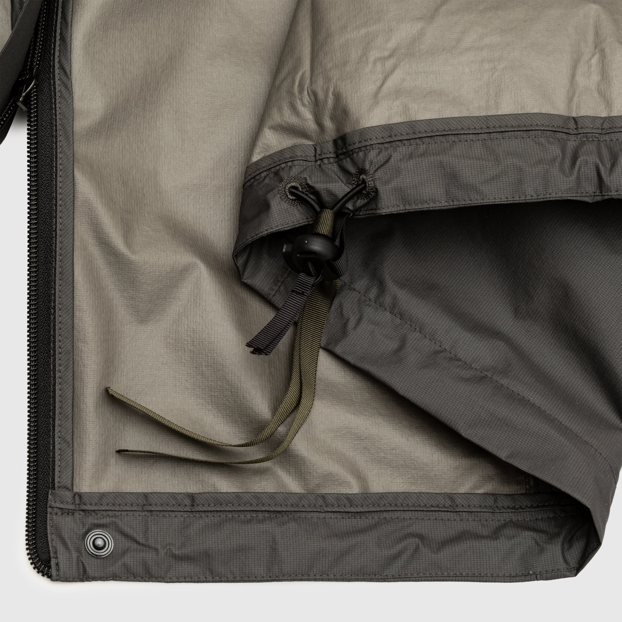 J36 WS Windstopper® Interops Jacket - Lightweight Windproof & Water-Resistant Outdoor Jacket for Hiking, Running & Cycling