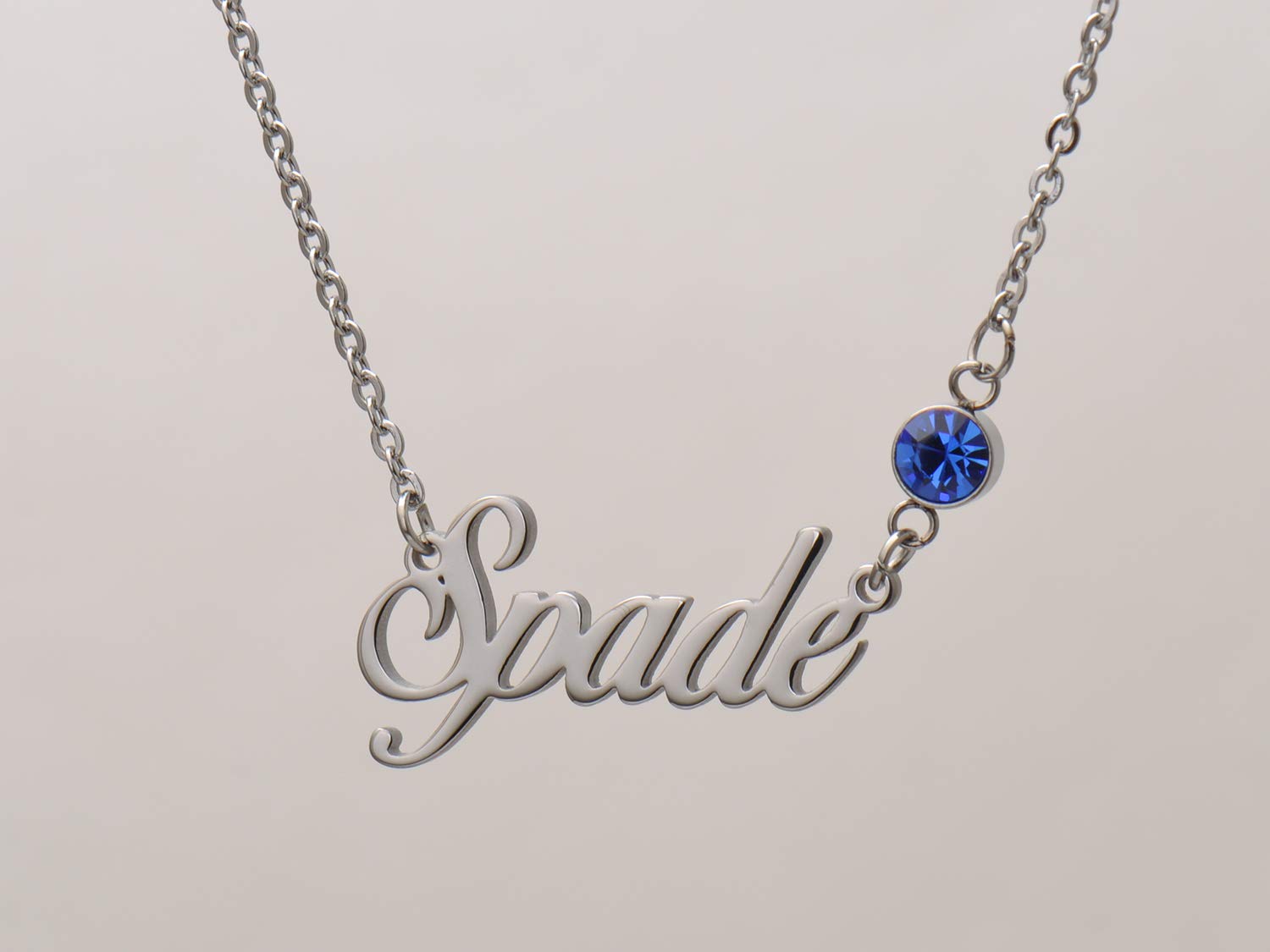 Personalized Name Necklace for Grandma - Custom Engraved Katara Pendant Jewelry - Thoughtful Gift for Mother's Day, Birthday & Anniversary