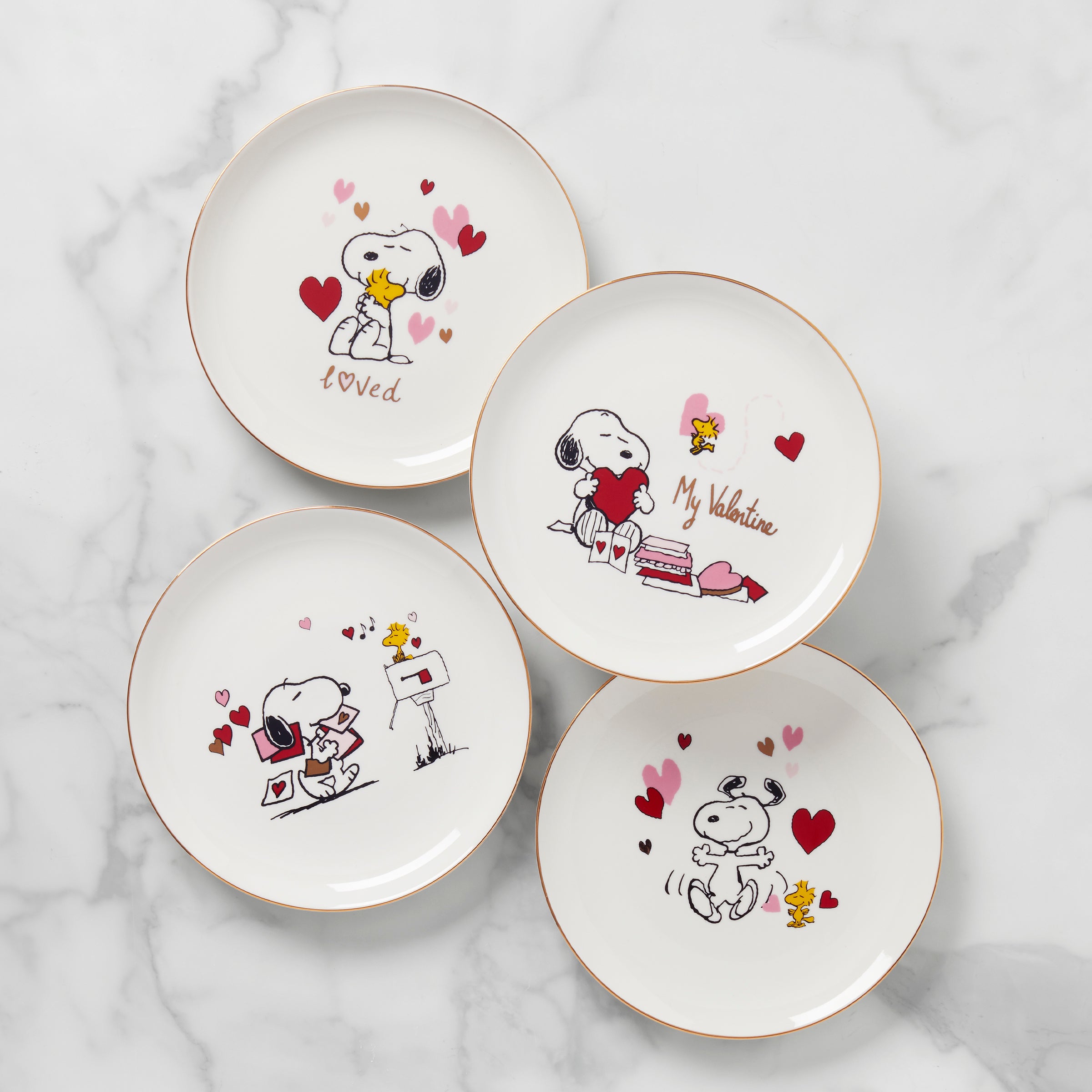 Snoopy Valentine's Day Dinner Plates Set of 4 - Cute Peanuts Themed Tableware for Romantic Dinners, Anniversaries & Couples Date Nights