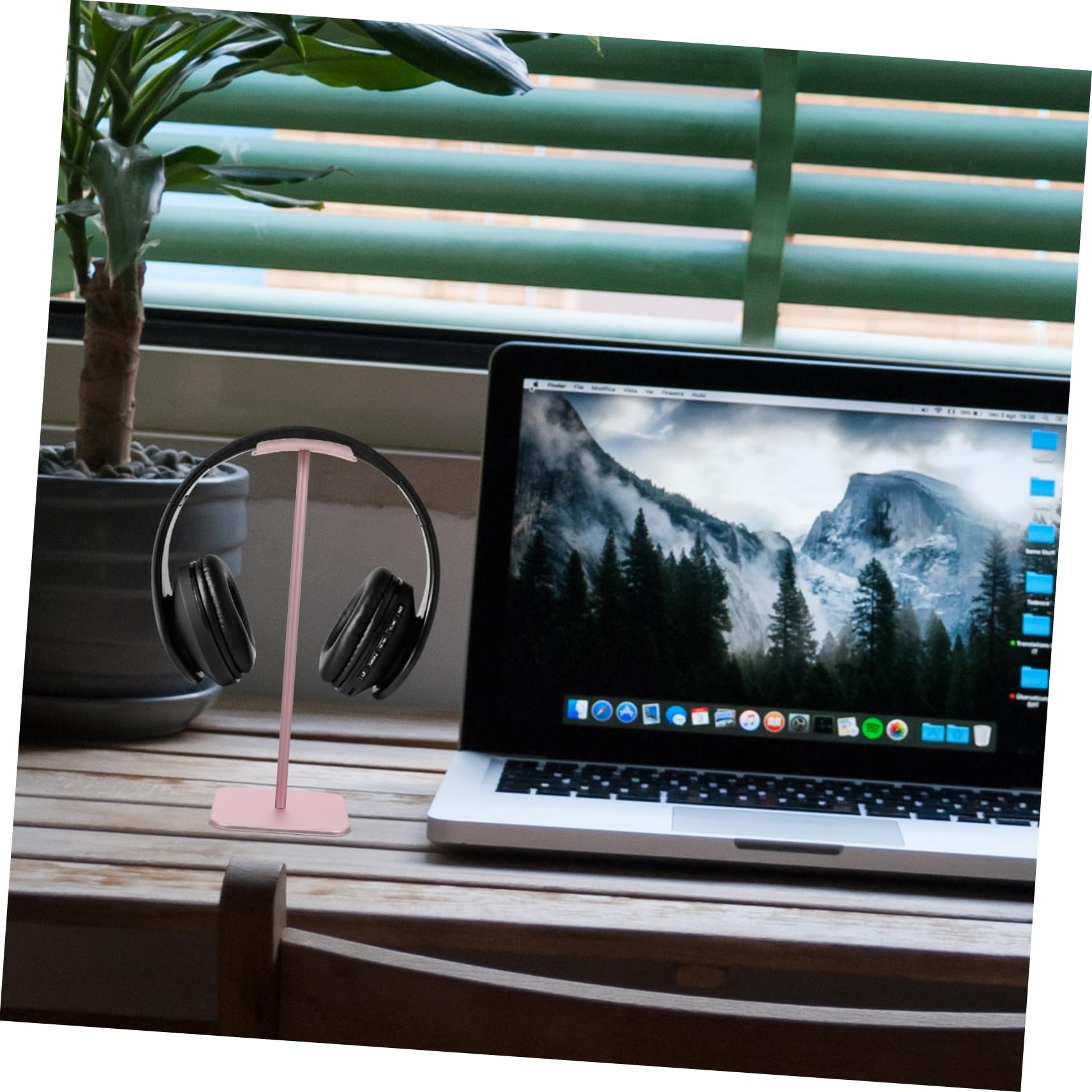 Premium FUNOMOCYA Headphone Stand - Durable Gaming Headset Holder with Non-Slip Base for Desk, Office & Gaming Setup | Perfect for Organizing Headphones, Earphones & Accessories