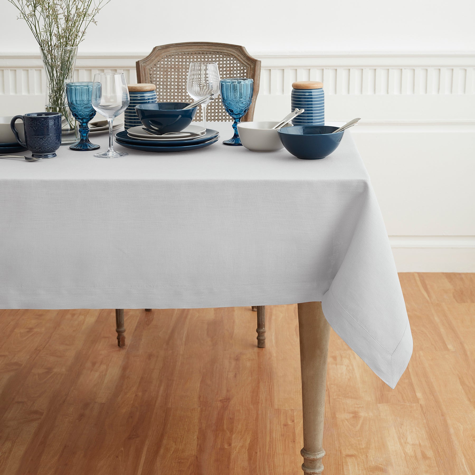 Premium Extra Large Fete Tablecloth - Waterproof & Stain-Resistant for Outdoor Parties, Weddings, and Events