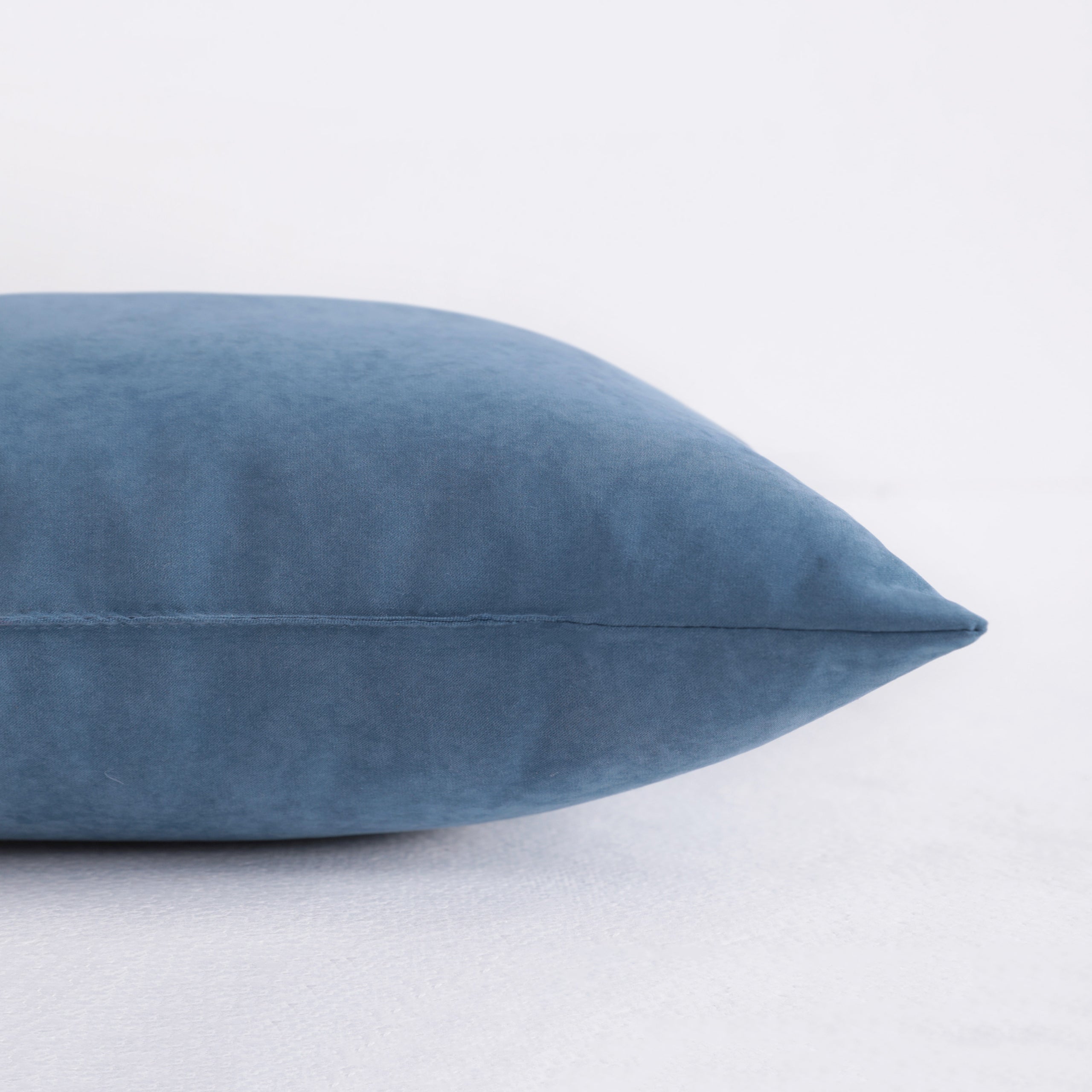 NTBAY Soft Down Alternative Pillows for Sleeping - Set of 2, Hypoallergenic & Breathable Bed Pillows for Side, Back, Stomach Sleepers - Perfect for Home, Hotel, Guest Room & Office Nap