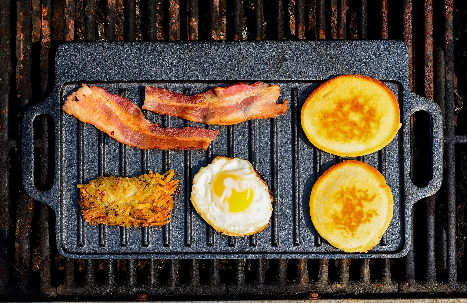 Pre-Seasoned Double-Sided Cast Iron Griddle - 13 x 8 Inch - Classic Reversible Grill Pan for Stovetop, Oven & Camping - Perfect for Pancakes, Steaks & Outdoor Cooking