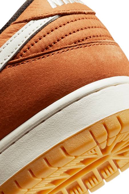 Nike SB Dunk Low Pro ISO Orange Label Dark Russet - Men's Skateboarding Shoes for Street Style & Performance - Perfect for Skateboarding, Casual Wear & Sneaker Collectors