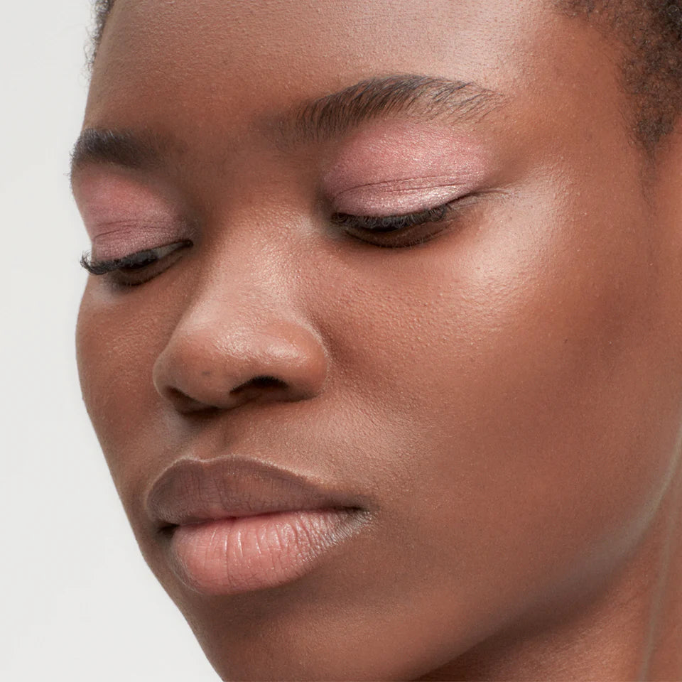 Long-Lasting Victoria Beckham Beauty EyeWear™ Cream Eyeshadow Stick - Smudge Proof & Waterproof for Day to Night Makeup Looks