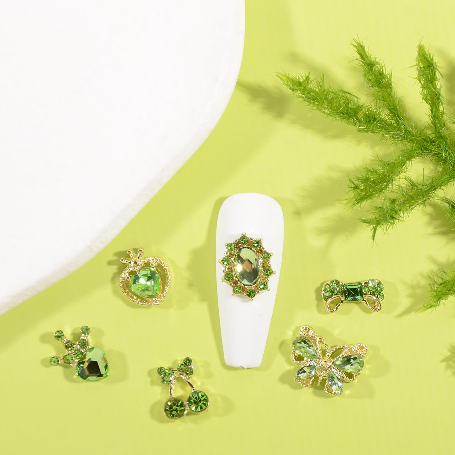 30Pcs Green Rhinestone Nail Charms - 3D Butterfly & Bow for St Patrick’s Day Nail Art