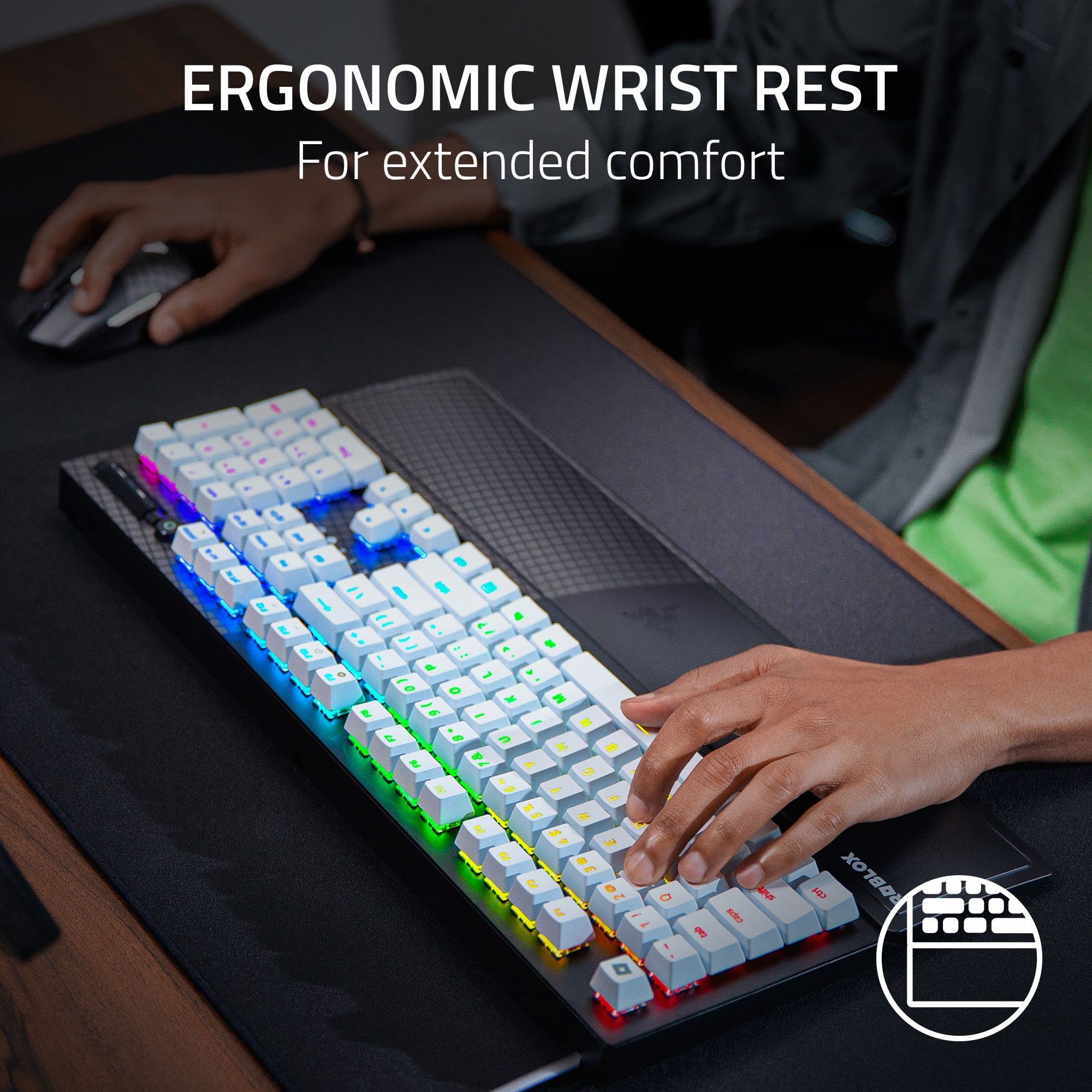 Razer BlackWidow V3 Mechanical Gaming Keyboard - Green Switch (Clicky) with Doubleshot ABS Keycaps, Media Controls & Wrist Rest | US Layout | Perfect for Roblox, Fortnite & Esports Gaming