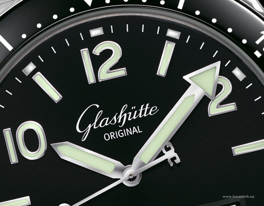 Glashütte Original SeaQ Panorama Date Men's Diver Watch - Stainless Steel Luxury Timepiece for Diving, Business & Formal Occasions
