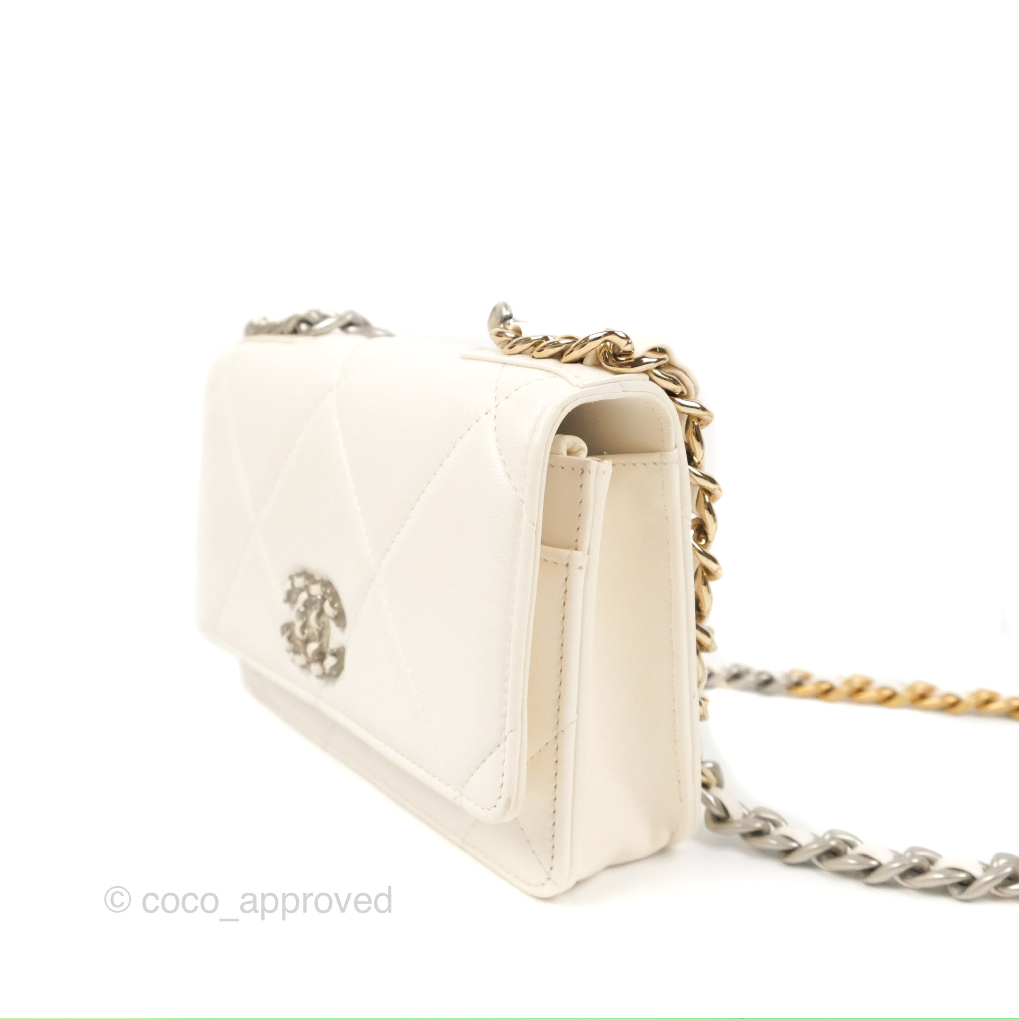 Chanel 19 Wallet on Chain WOC Bag - White Leather with Mixed Gold/Silver Hardware - Perfect for Evening Out & Daily Use
